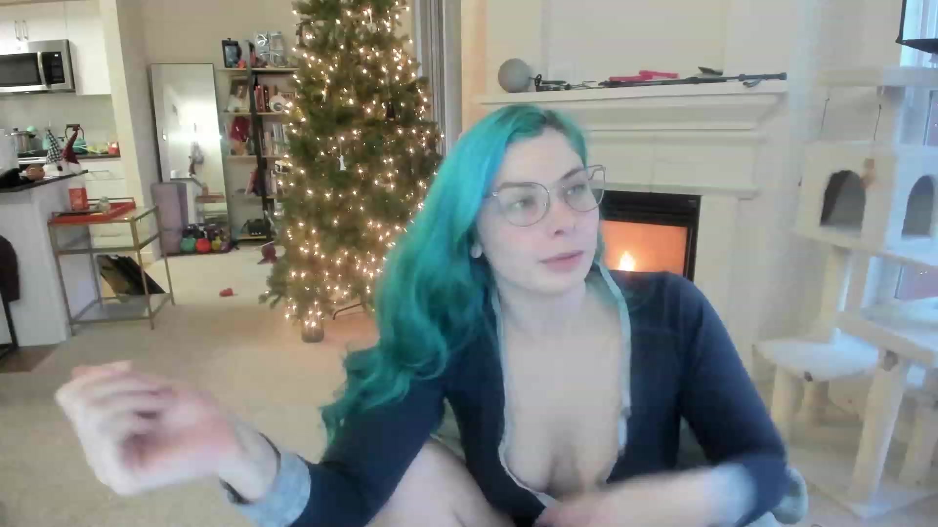 Gallery image thumbnail from DeckyourBalls's myfreecams stream on, 12/02/2022, 24:36 image 3 of 20