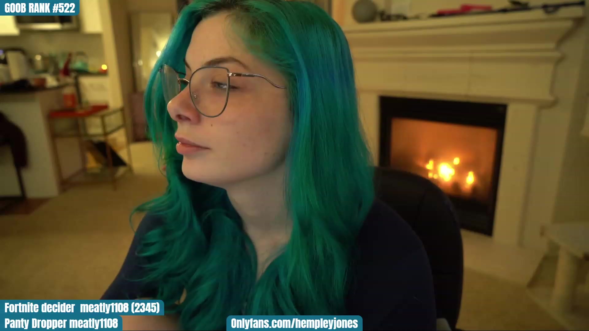 Gallery image thumbnail from DeckyourBalls's myfreecams stream on, 12/02/2022, 24:36 image 17 of 20