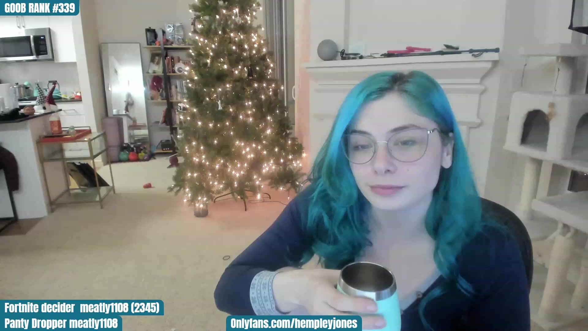 Gallery image thumbnail from DeckyourBalls's myfreecams stream on, 12/02/2022, 01:24 image 17 of 20