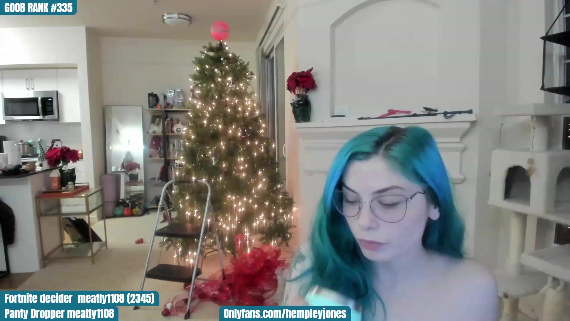 Gallery image thumbnail from DeckyourBalls's myfreecams stream on, 12/02/2022, 02:45 image 2 of 20