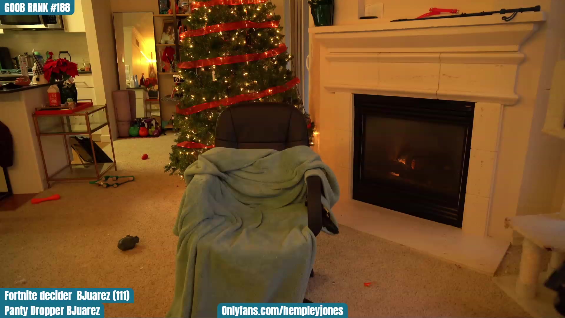 Gallery image thumbnail from DeckyourBalls's myfreecams stream on, 12/03/2022, 24:24 image 11 of 20