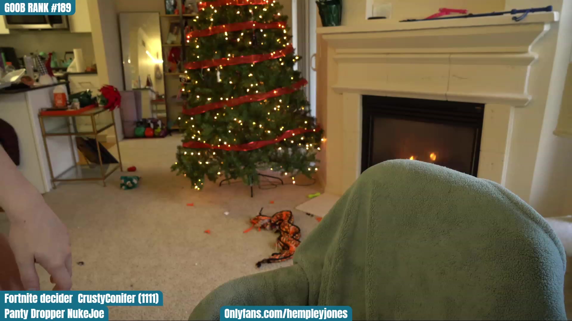 Gallery image thumbnail from DeckyourBalls's myfreecams stream on, 12/03/2022, 19:59 image 19 of 20