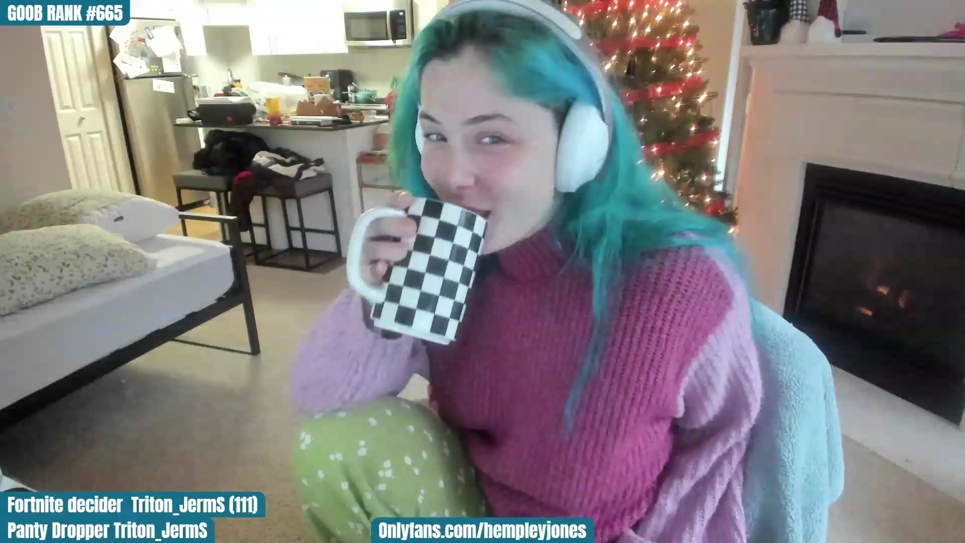 Gallery image thumbnail from DeckyourBalls's myfreecams stream on, 12/10/2022, 20:17 image 1 of 20