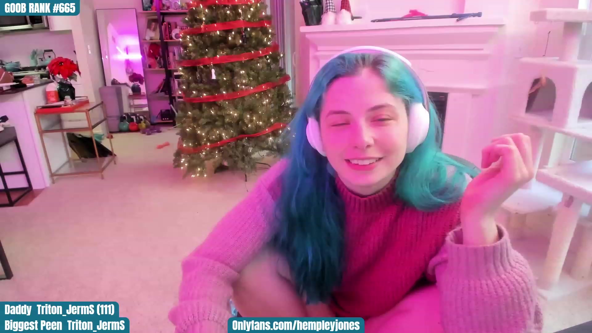 Gallery image thumbnail from DeckyourBalls's myfreecams stream on, 12/10/2022, 20:17 image 18 of 20