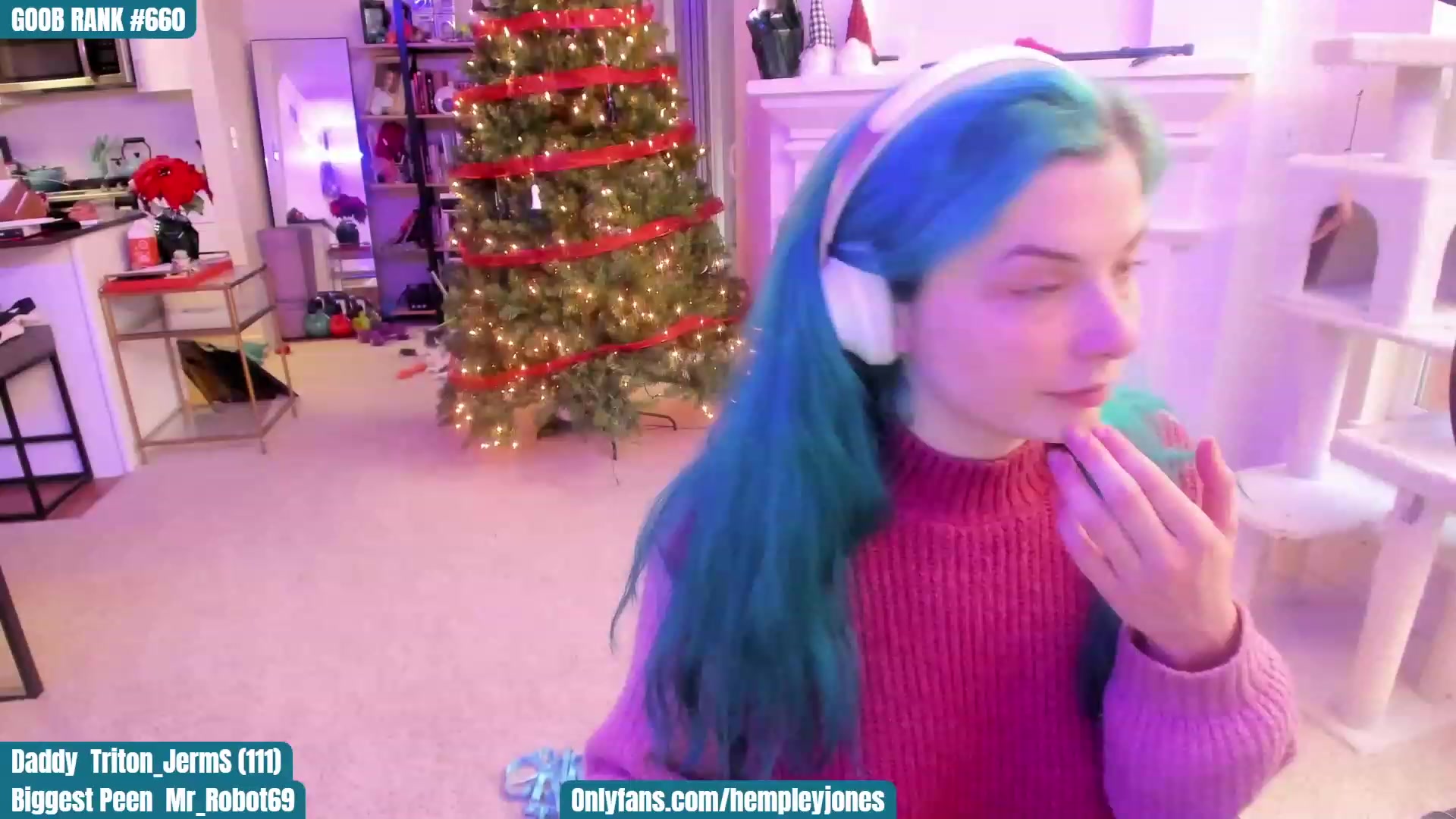 Gallery image thumbnail from DeckyourBalls's myfreecams stream on, 12/10/2022, 20:55 image 8 of 20