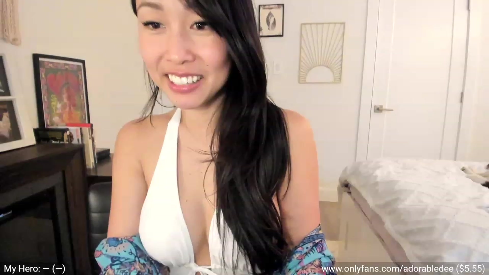 Gallery image thumbnail from Dee8Years's myfreecams stream on, 04/02/2023, 20:17 image 10 of 20