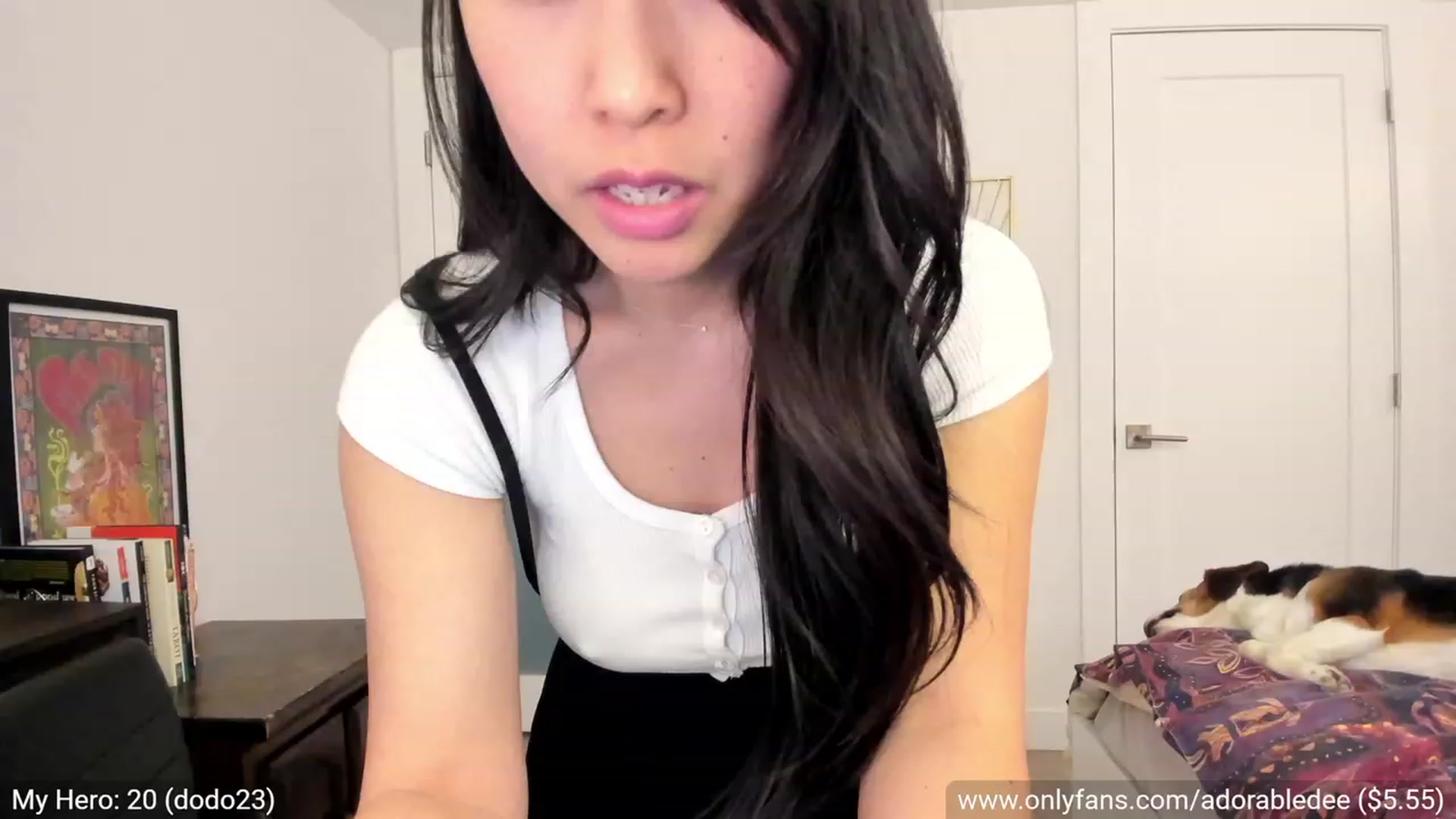 Gallery image thumbnail from Dee8Years's myfreecams stream on, 04/19/2023, 21:20 image 3 of 20