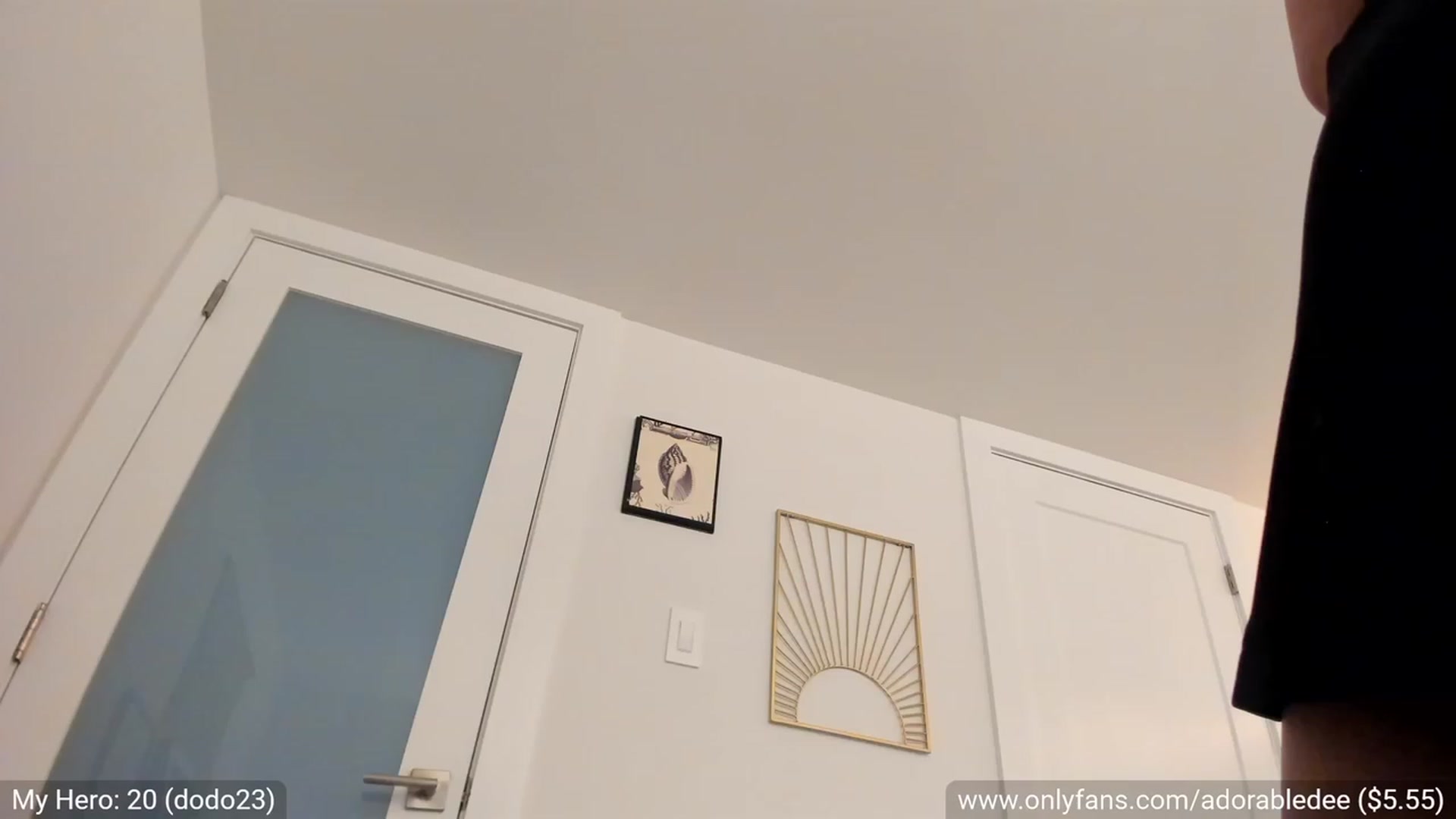 Gallery image thumbnail from Dee8Years's myfreecams stream on, 04/19/2023, 21:20 image 5 of 20