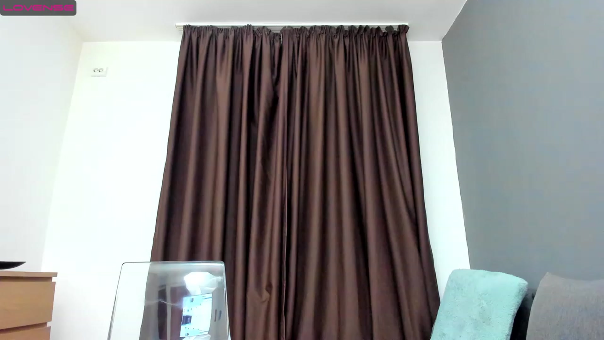 Gallery image thumbnail from DeeaHot99's myfreecams stream on, 12/25/2022, 03:27 image 5 of 20