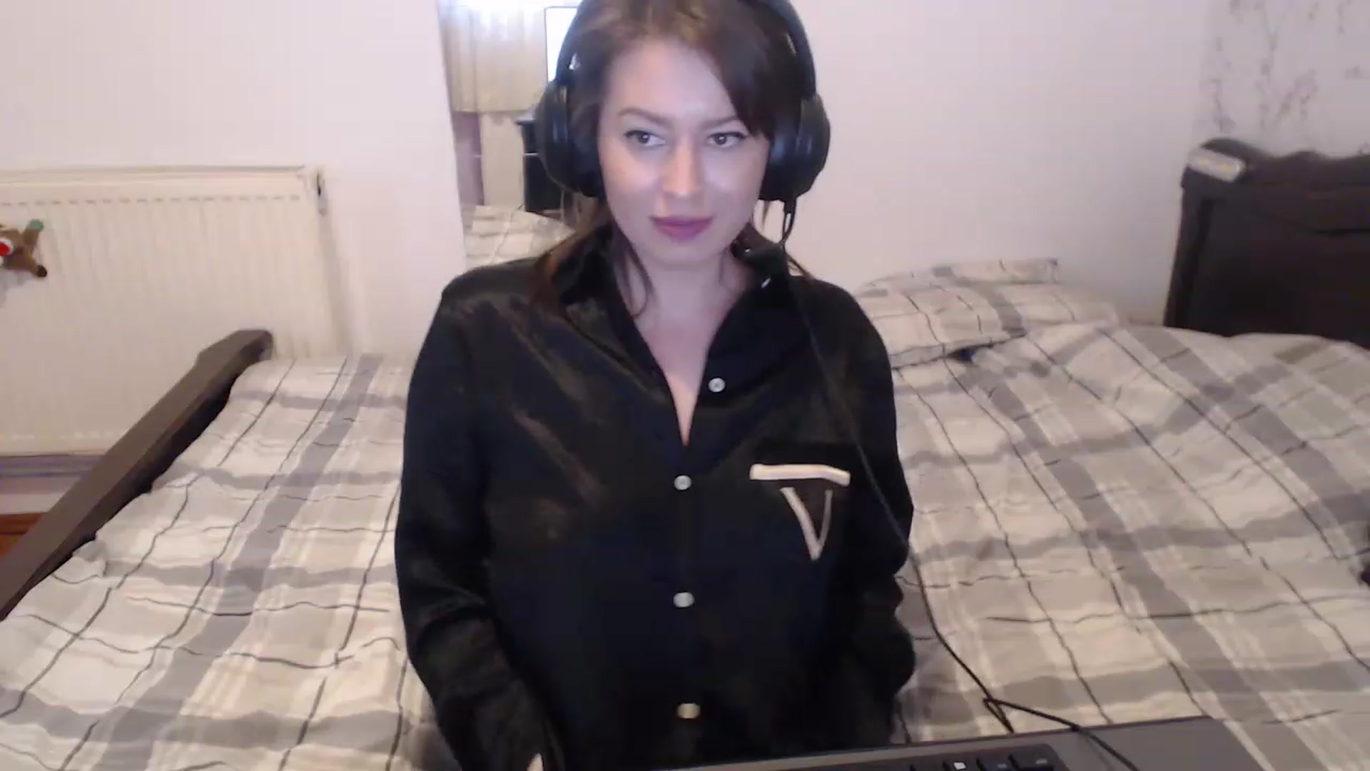 Gallery image thumbnail from Deeaadeea's myfreecams stream on, 02/19/2023, 13:13 image 9 of 20