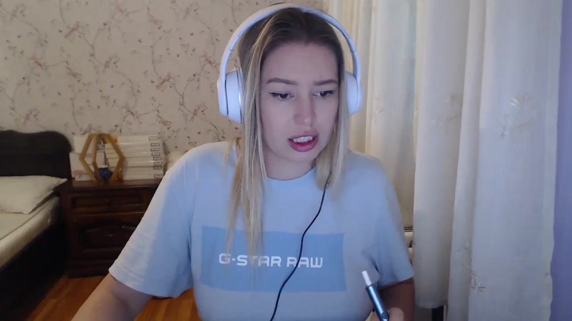 Gallery image thumbnail from Deeaadeea's myfreecams stream on, 04/25/2024, 13:01 image 16 of 20