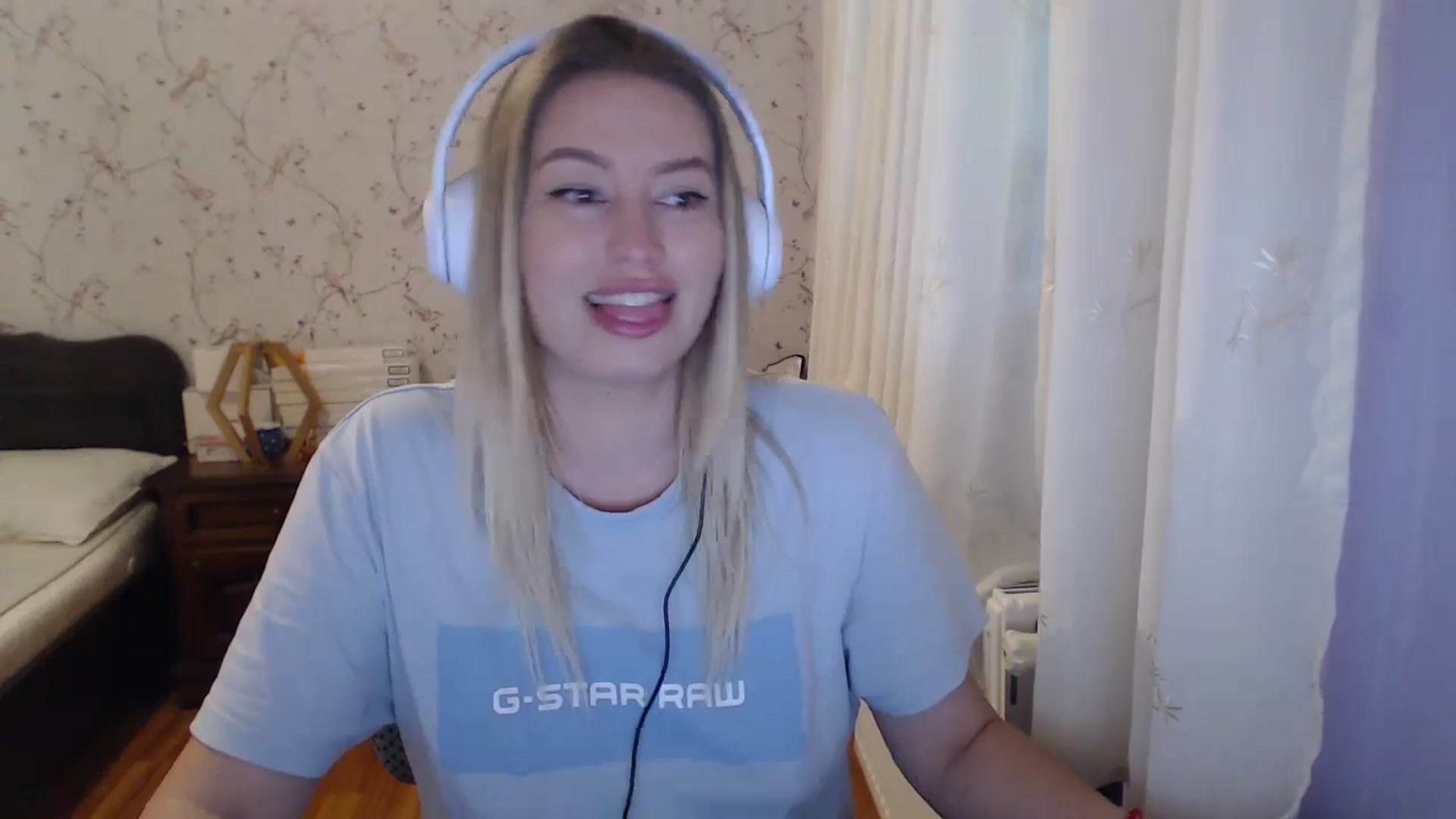 Gallery image thumbnail from Deeaadeea's myfreecams stream on, 04/25/2024, 13:01 image 20 of 20