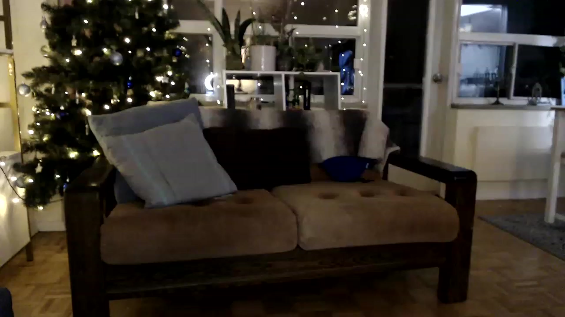 Gallery image thumbnail from Deeazepam's myfreecams stream on, 12/17/2022, 05:57 image 15 of 20
