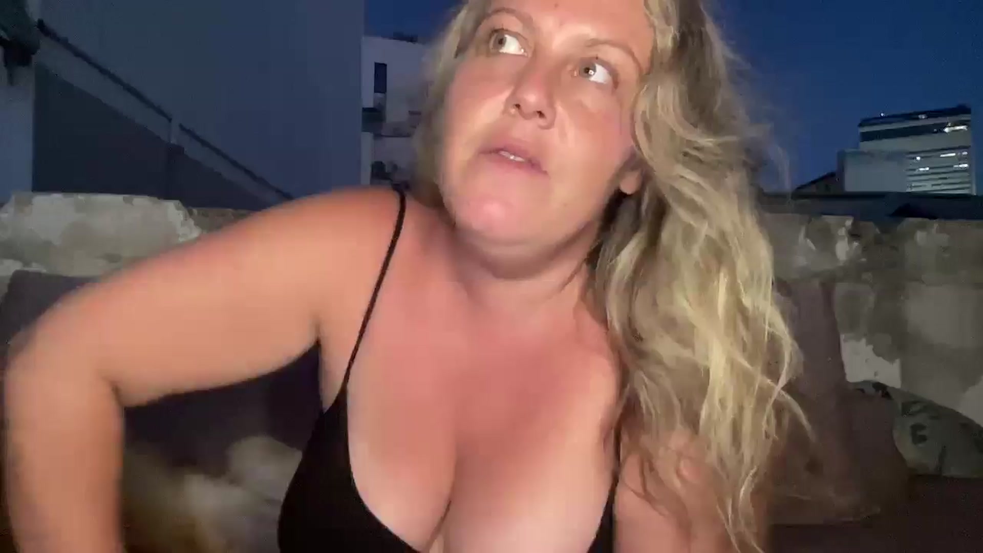 Gallery image thumbnail from Deeazepam's myfreecams stream on, 08/07/2025, 17:56 image 6 of 20