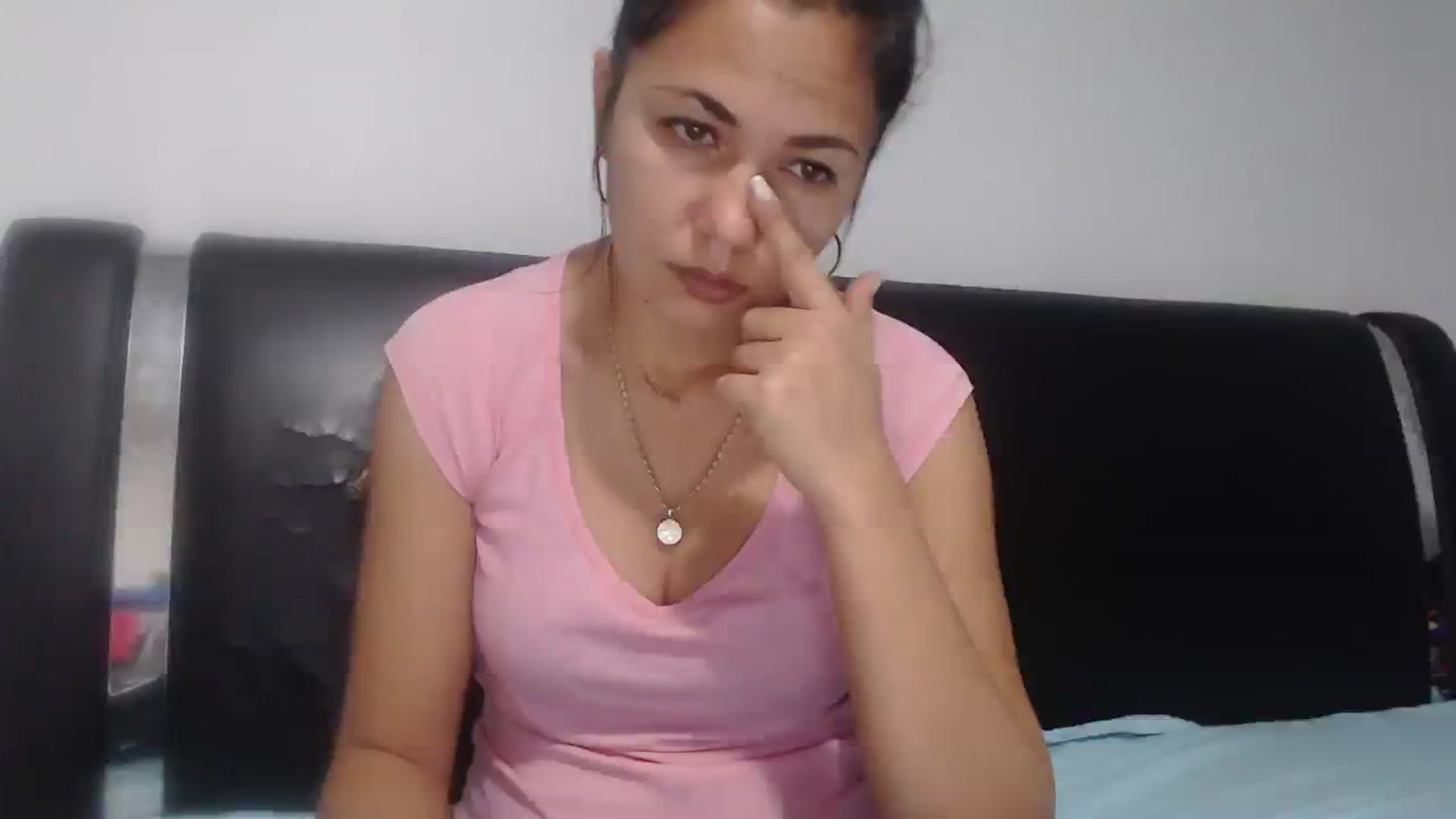 Gallery image thumbnail from Deeelicious's myfreecams stream on, 12/15/2023, 14:12 image 5 of 20