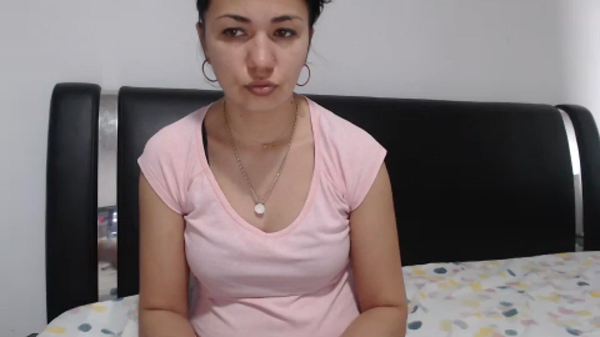 Gallery image thumbnail from Deeelicious's myfreecams stream on, 03/12/2024, 14:35 image 8 of 20