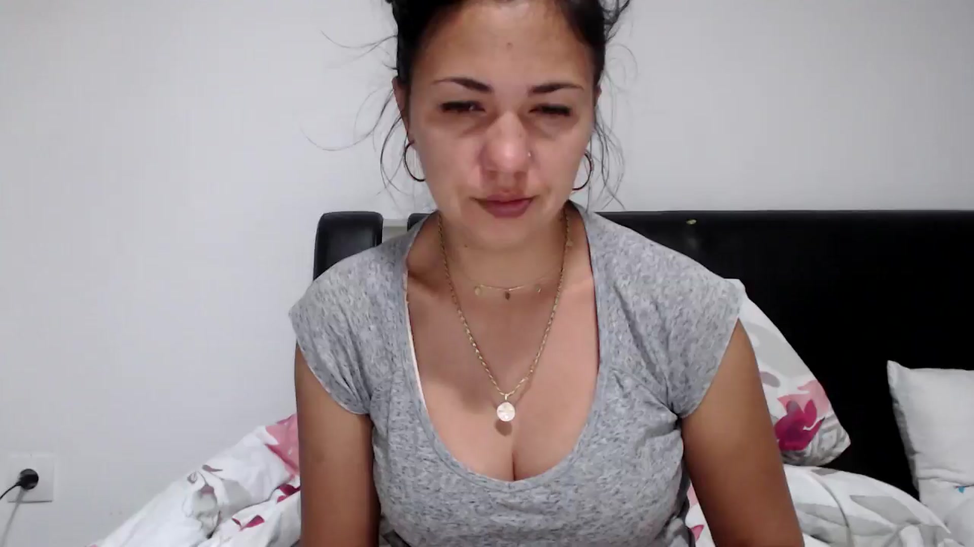 Gallery image thumbnail from Deeelicious's myfreecams stream on, 05/31/2024, 21:45 image 10 of 20