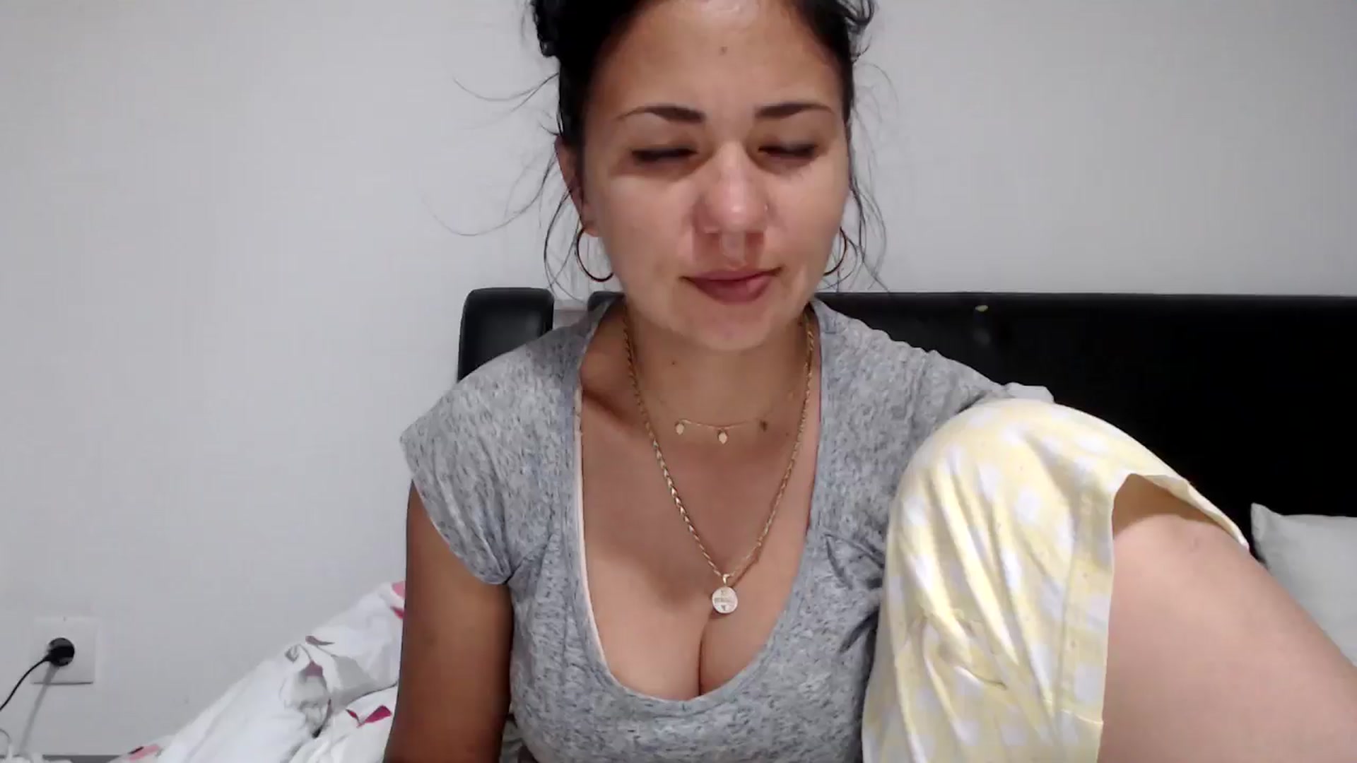 Gallery image thumbnail from Deeelicious's myfreecams stream on, 05/31/2024, 21:45 image 15 of 20