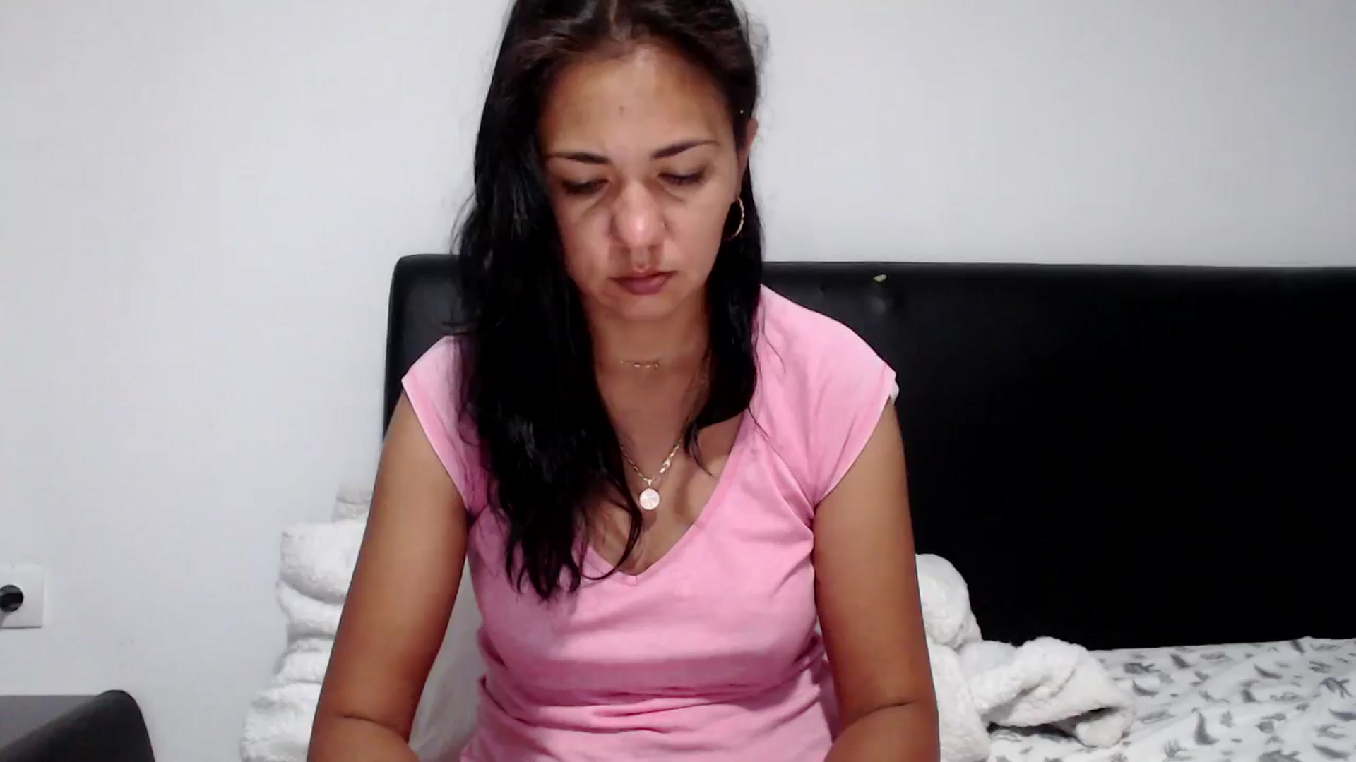 Gallery image thumbnail from Deeelicious's myfreecams stream on, 07/04/2024, 04:19 image 3 of 20