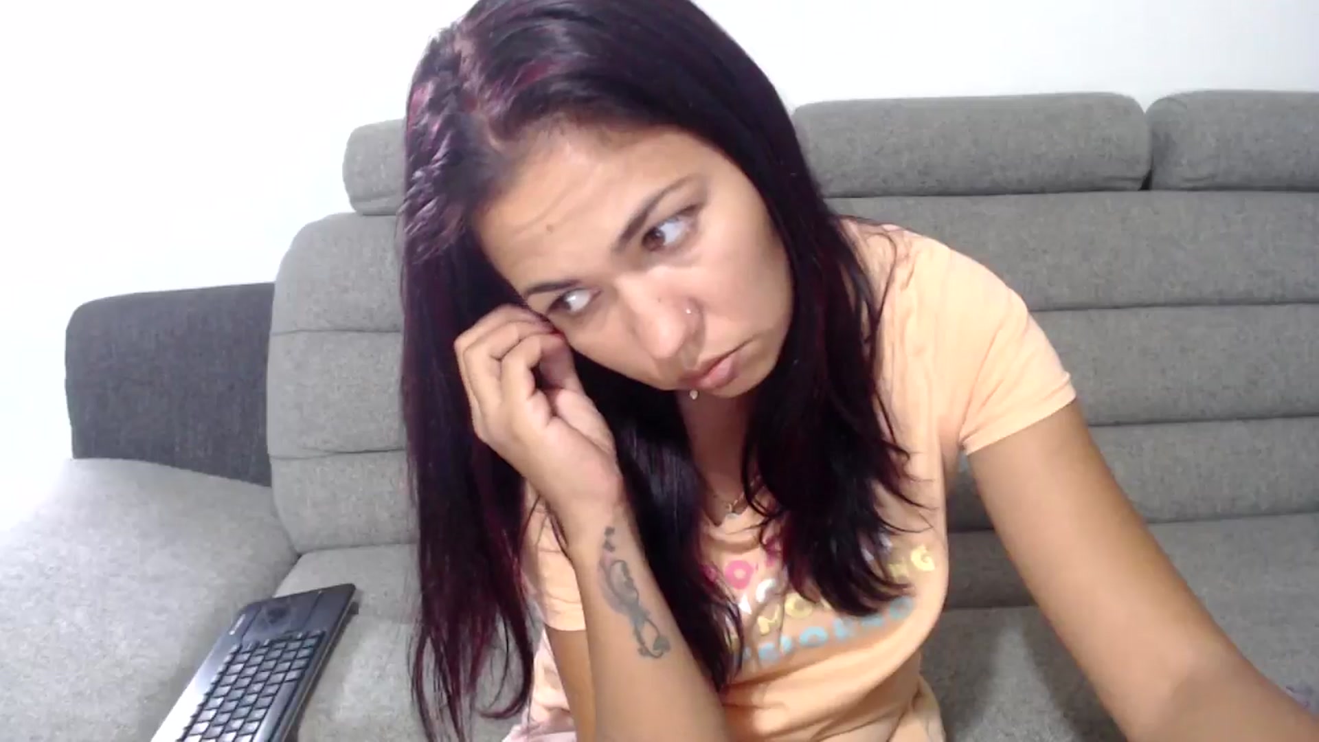 Gallery image thumbnail from Deeelicious's myfreecams stream on, 08/06/2024, 12:17 image 6 of 20