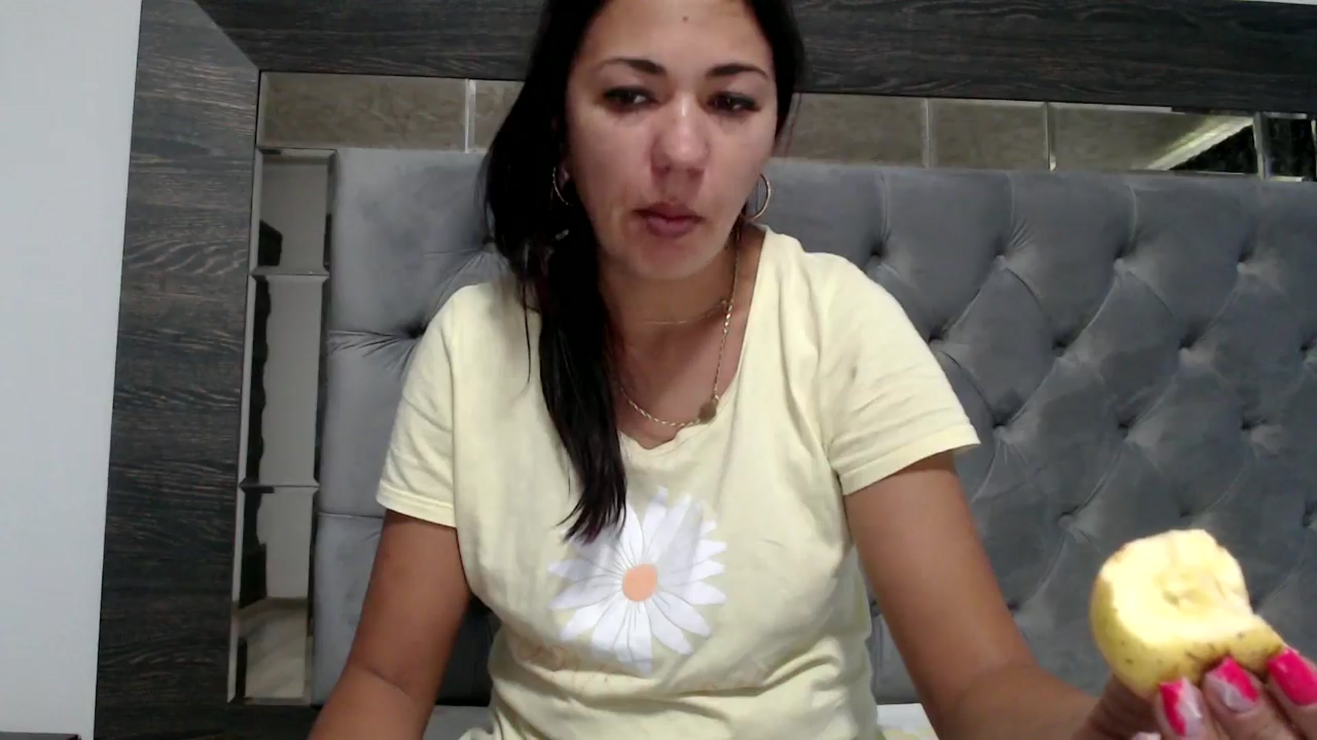 Gallery image thumbnail from Deeelicious's myfreecams stream on, 10/15/2024, 12:38 image 2 of 20