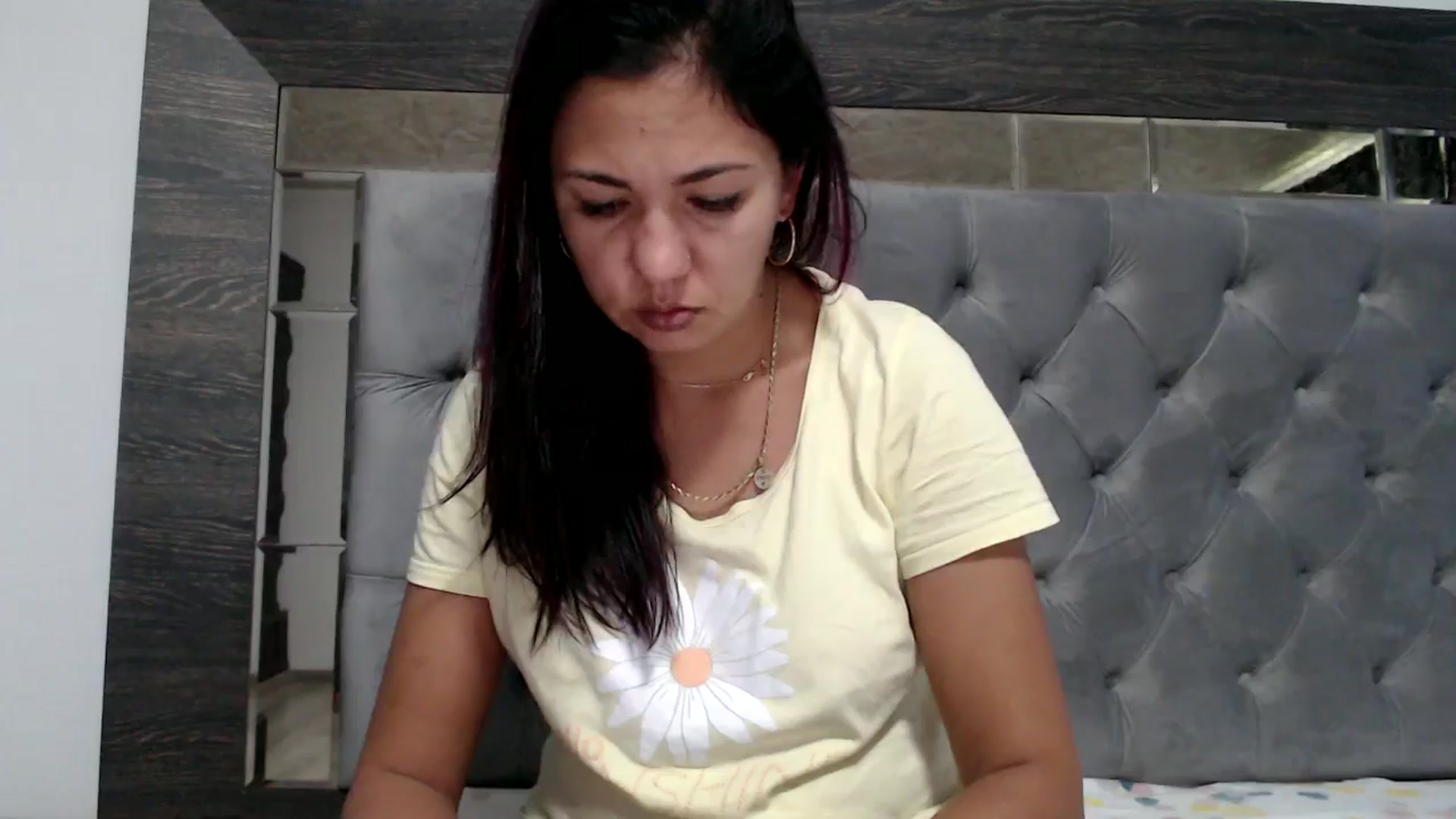 Gallery image thumbnail from Deeelicious's myfreecams stream on, 10/15/2024, 12:38 image 16 of 20