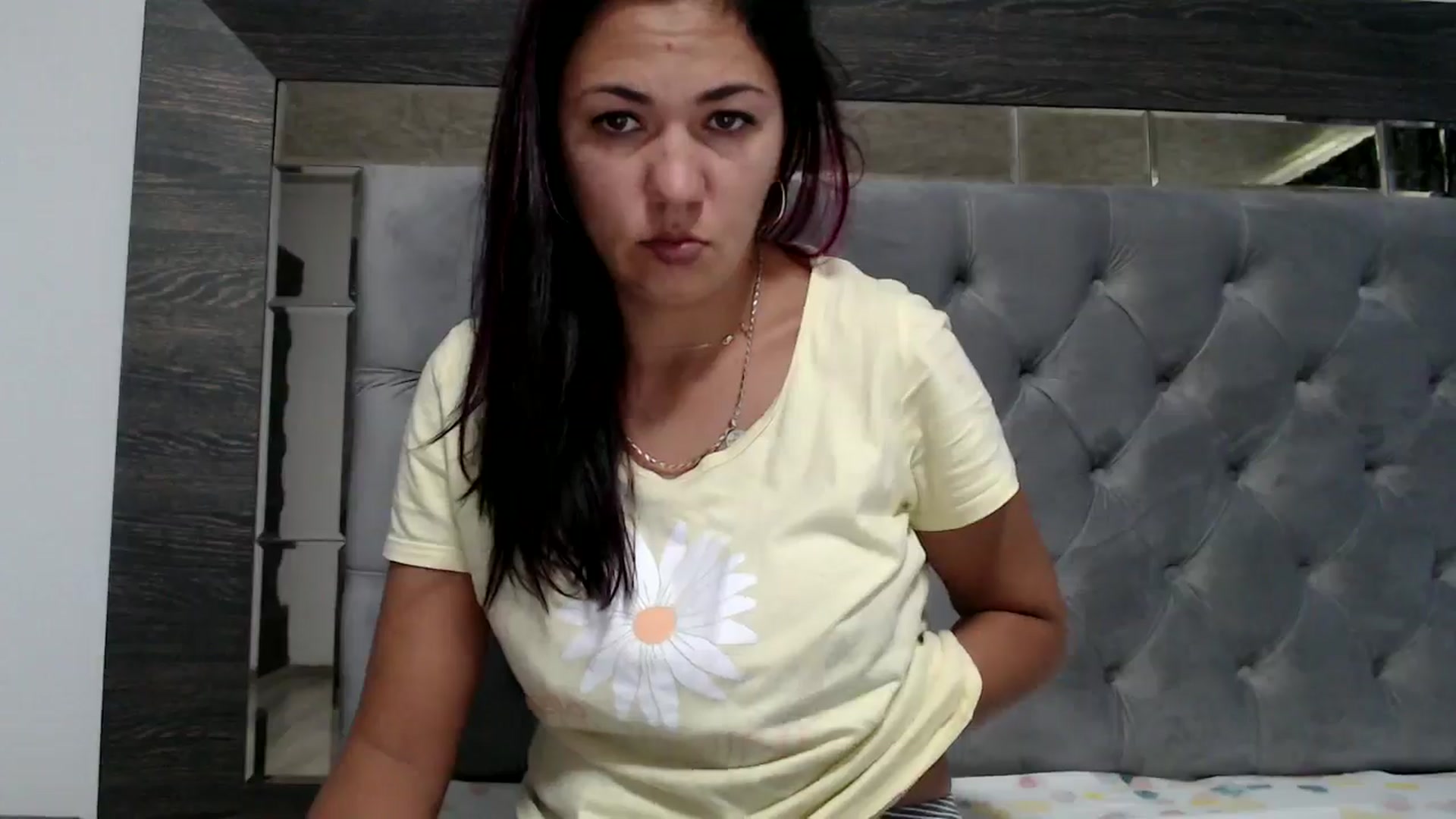 Gallery image thumbnail from Deeelicious's myfreecams stream on, 10/15/2024, 12:38 image 15 of 20