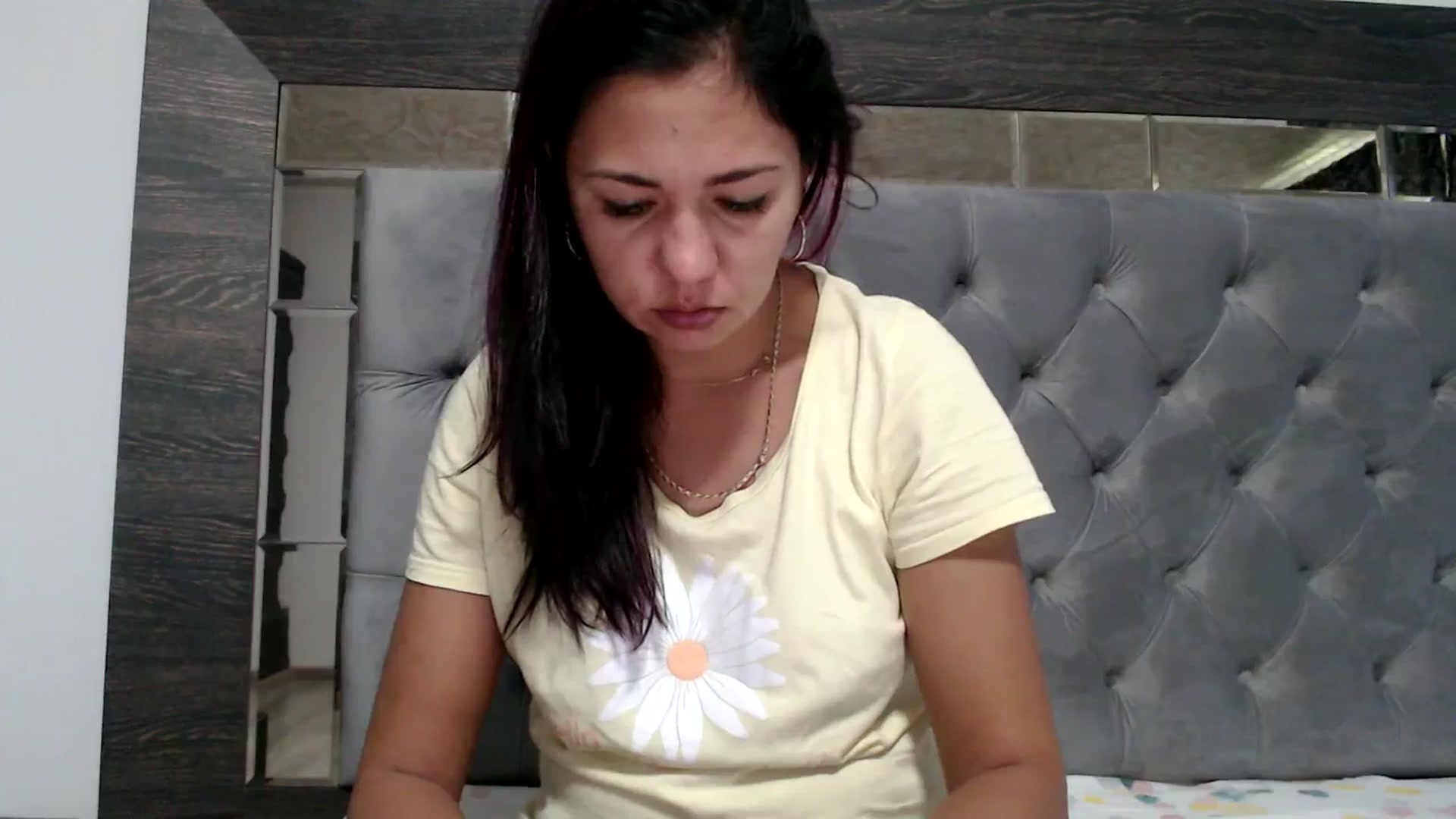Gallery image thumbnail from Deeelicious's myfreecams stream on, 10/15/2024, 12:38 image 10 of 20