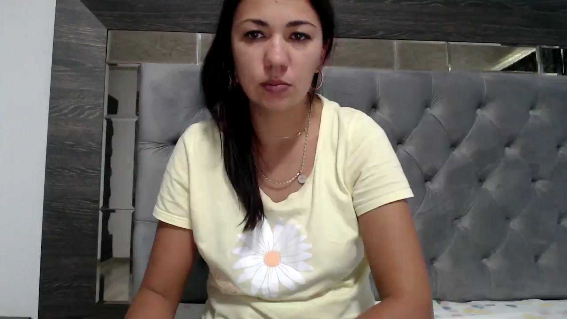 Gallery image thumbnail from Deeelicious's myfreecams stream on, 10/15/2024, 12:38 image 7 of 20