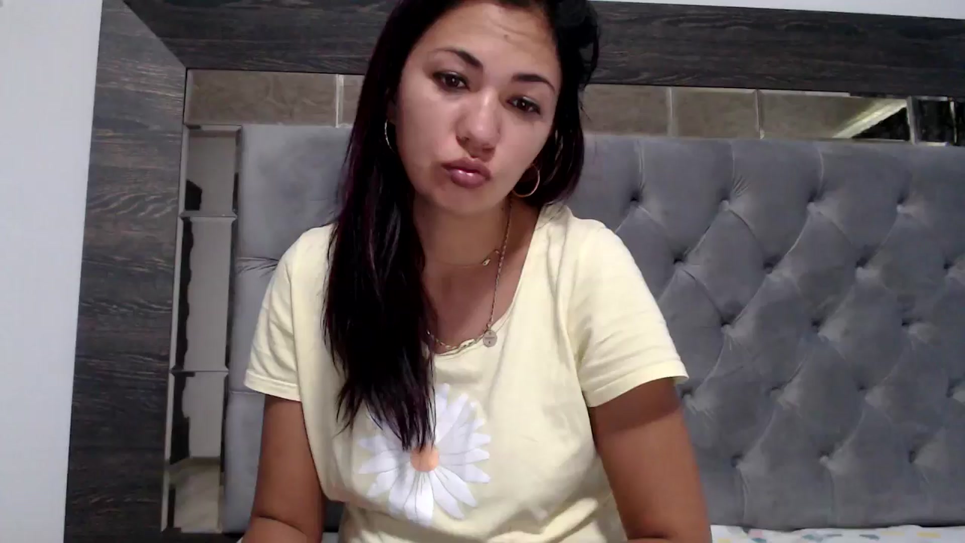 Gallery image thumbnail from Deeelicious's myfreecams stream on, 10/15/2024, 12:48 image 14 of 20