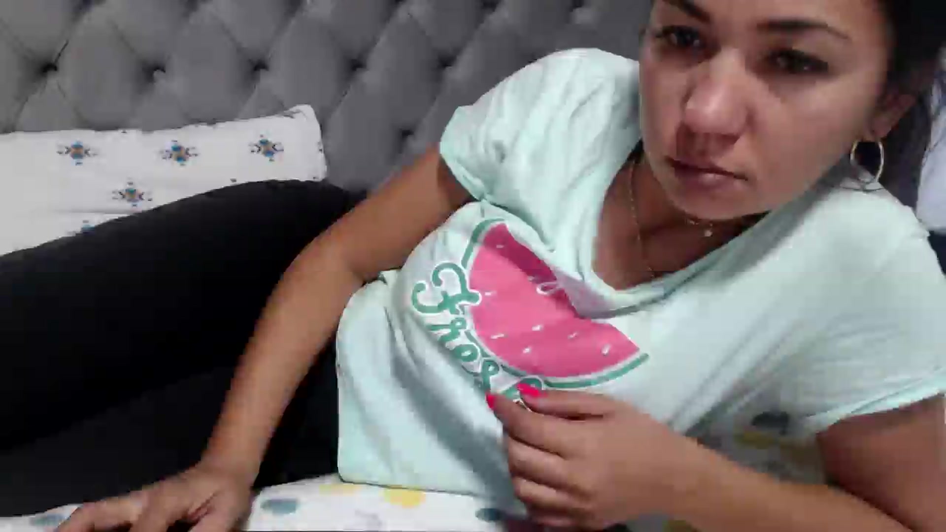 Gallery image thumbnail from Deeelicious's myfreecams stream on, 10/20/2024, 14:42 image 9 of 20