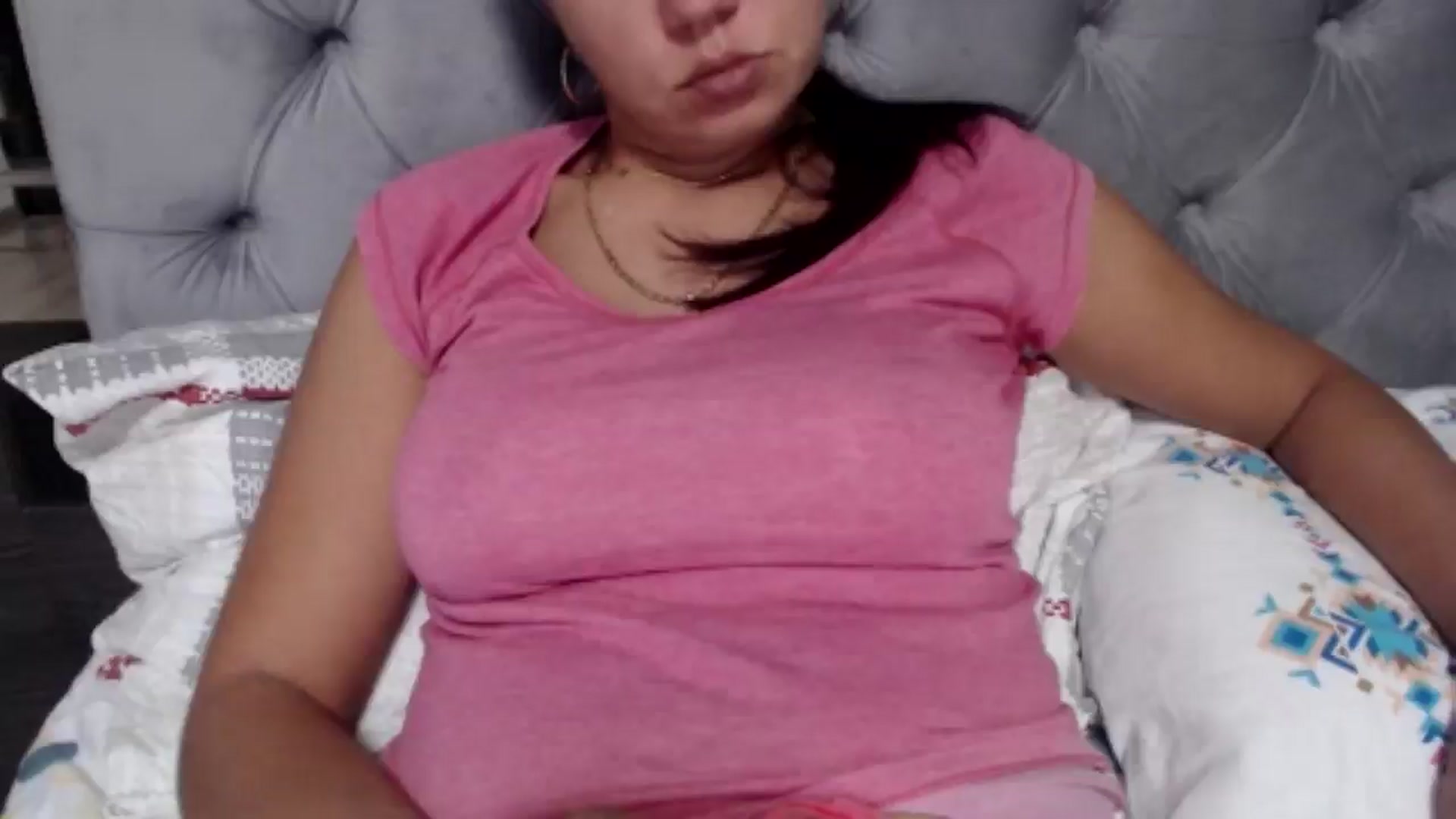 Gallery image thumbnail from Deeelicious's myfreecams stream on, 10/20/2024, 18:57 image 4 of 20
