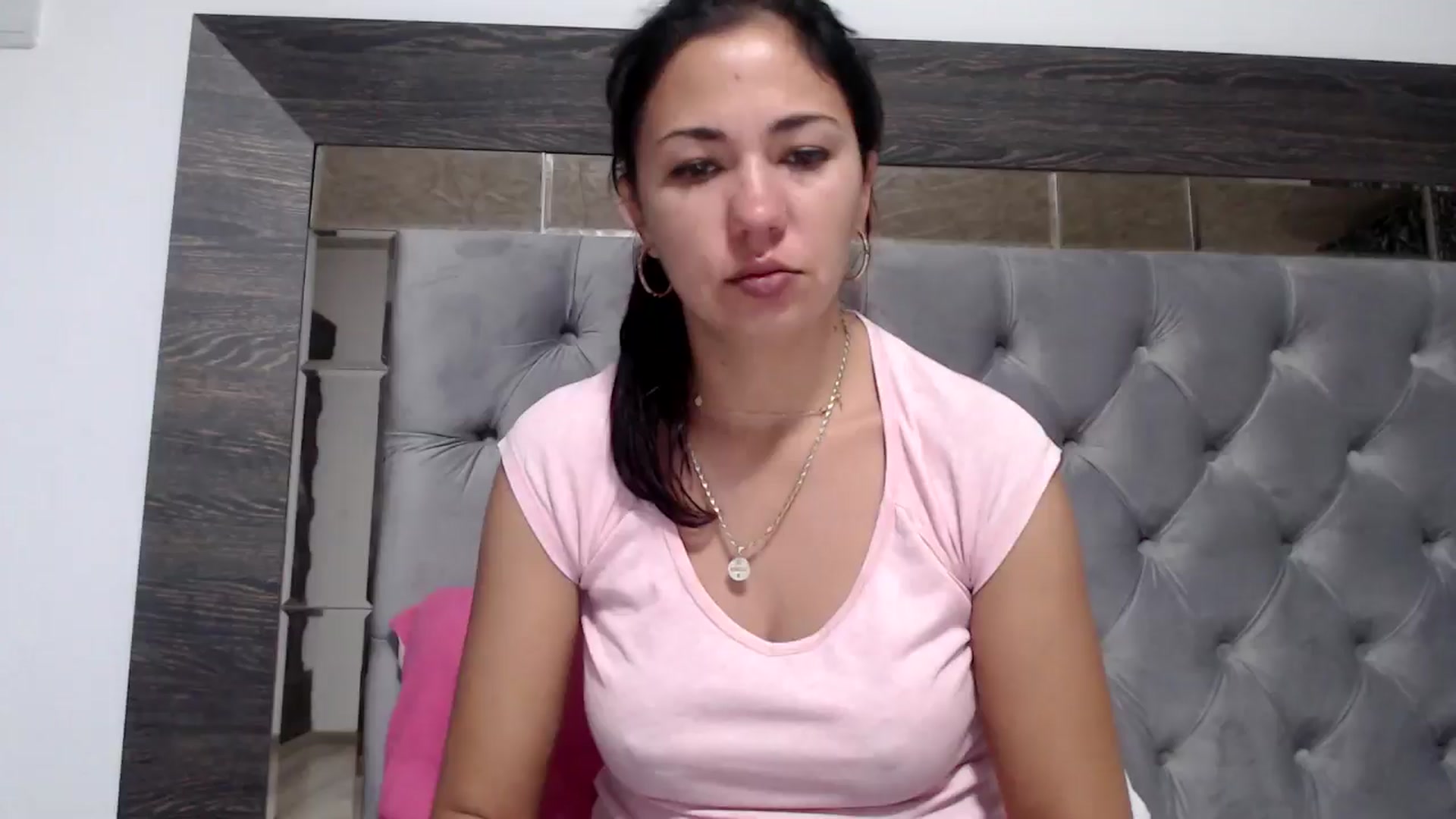 Gallery image thumbnail from Deeelicious's myfreecams stream on, 10/25/2024, 15:57 image 1 of 20