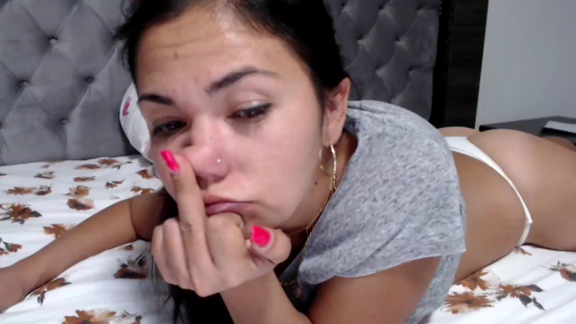 Gallery image thumbnail from Deeelicious's myfreecams stream on, 10/29/2024, 21:37 image 11 of 20