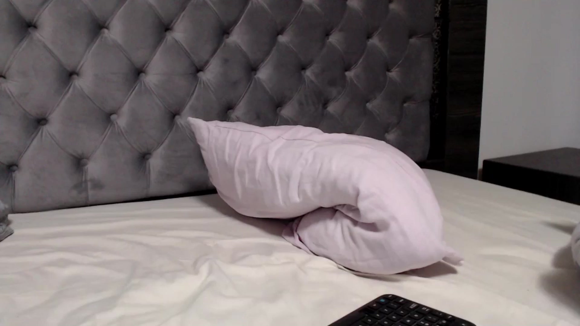 Gallery image thumbnail from Deeelicious's myfreecams stream on, 11/10/2024, 14:10 image 17 of 20