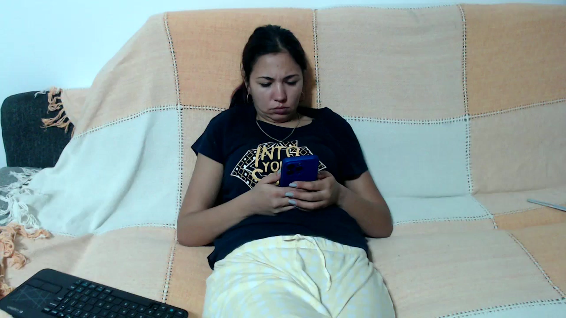 Gallery image thumbnail from Deeelicious's myfreecams stream on, 11/12/2024, 18:43 image 17 of 20