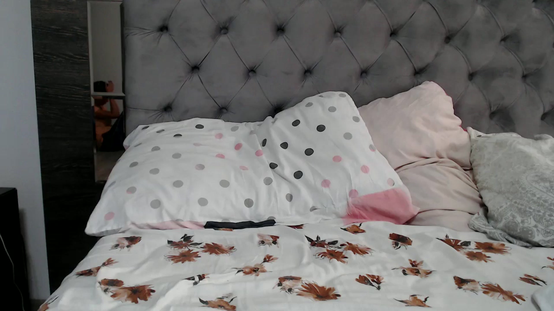 Gallery image thumbnail from Deeelicious's myfreecams stream on, 11/27/2024, 08:49 image 7 of 20