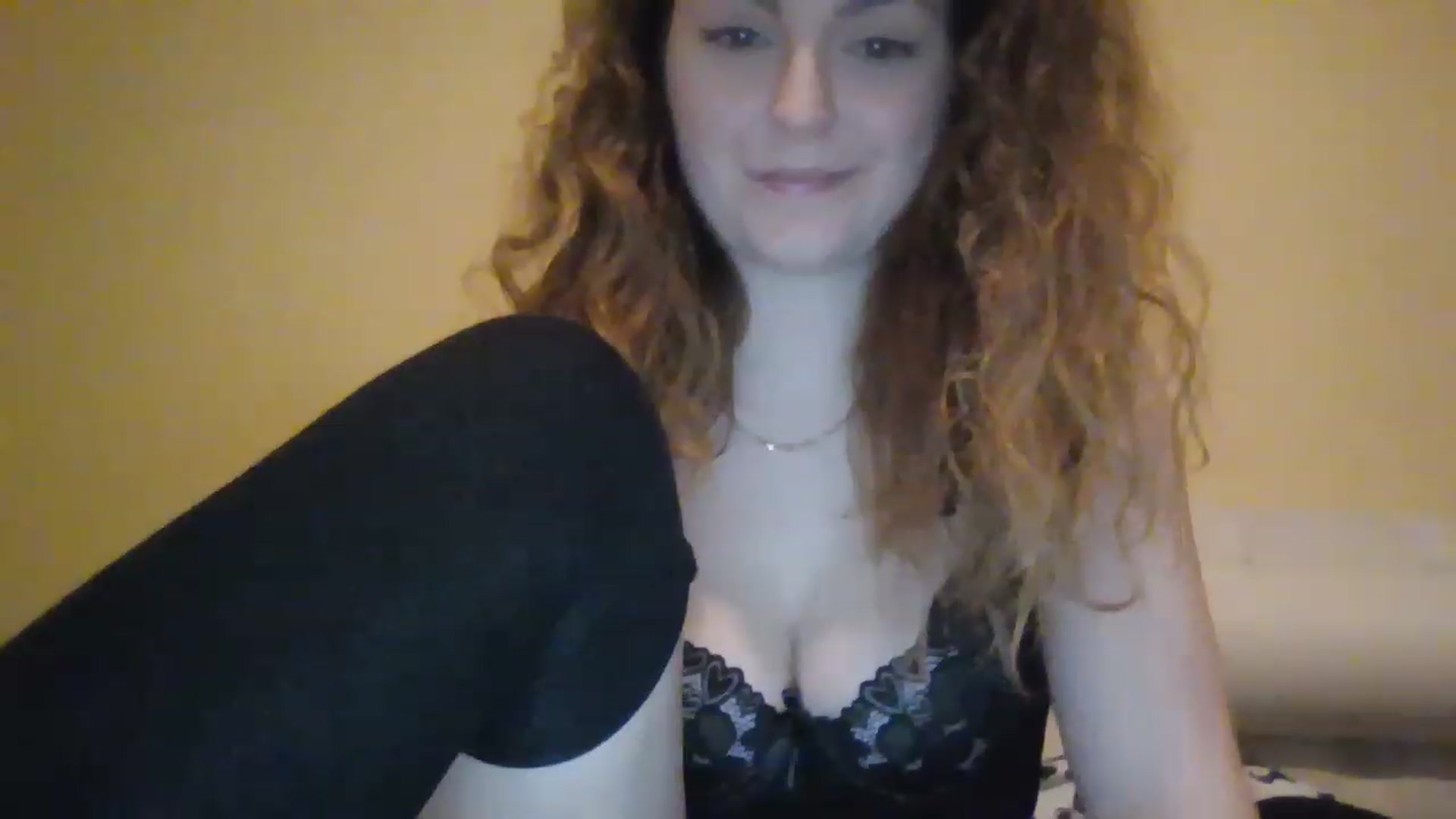 Gallery image thumbnail from Deeleecious94's myfreecams stream on, 11/21/2022, 12:50 image 13 of 20