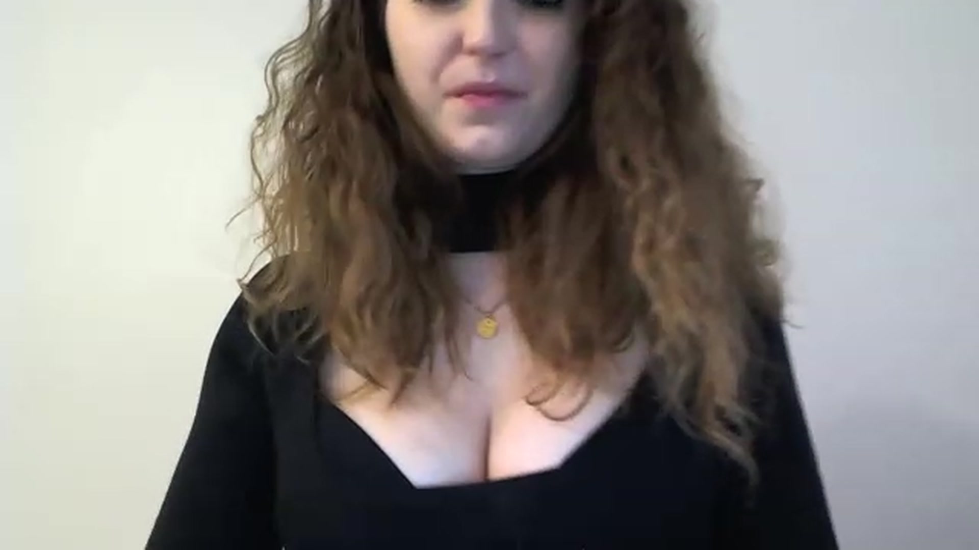 Gallery image thumbnail from Deeleecious94's myfreecams stream on, 12/19/2022, 08:29 image 13 of 20