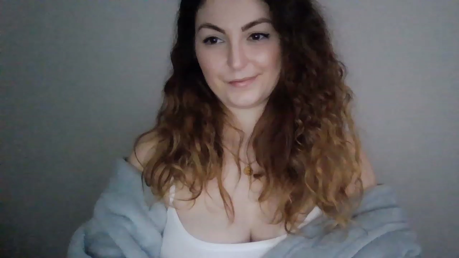 Gallery image thumbnail from Deeleecious94's myfreecams stream on, 02/15/2023, 12:19 image 19 of 20