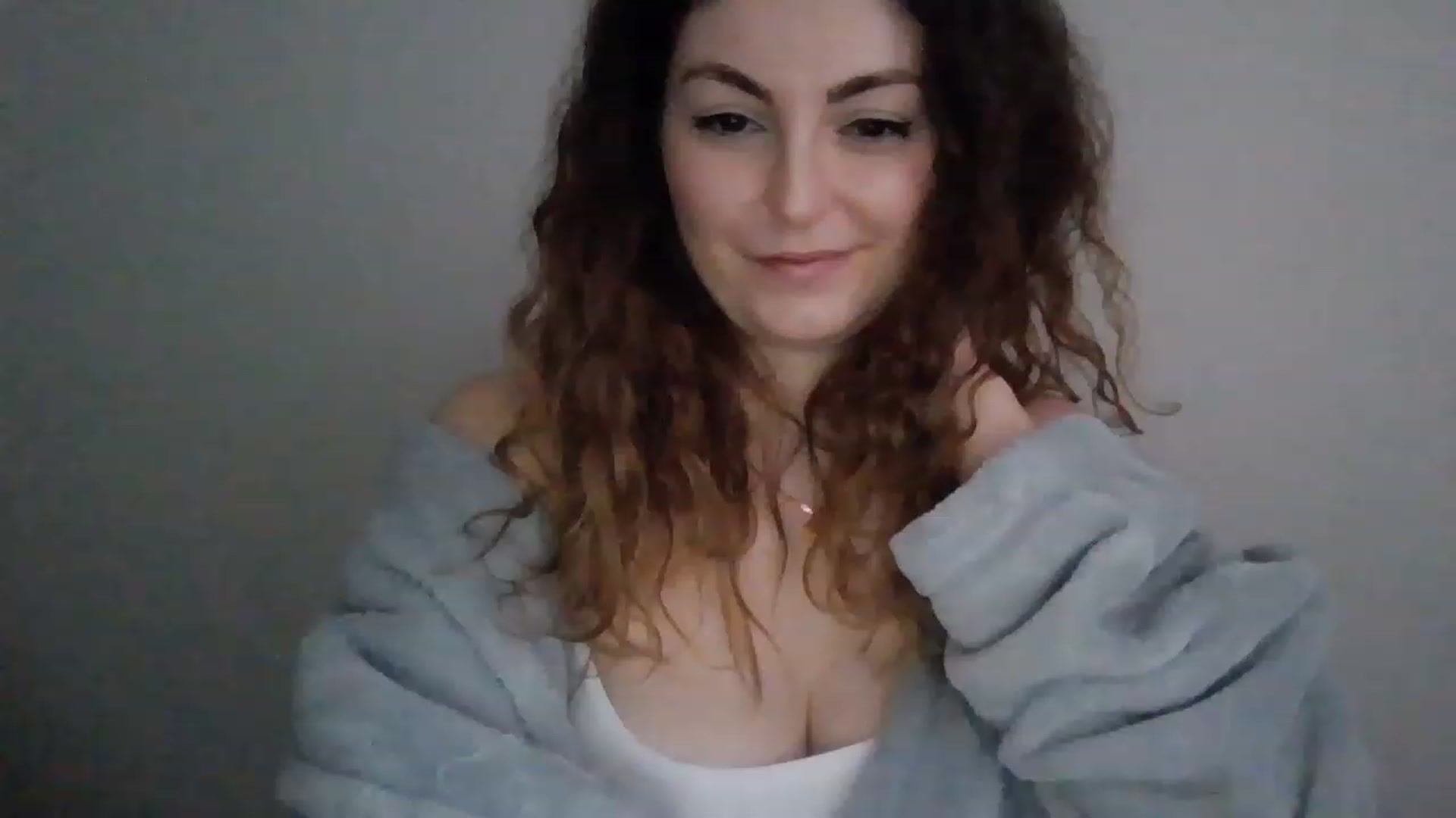 Gallery image thumbnail from Deeleecious94's myfreecams stream on, 02/15/2023, 12:19 image 9 of 20