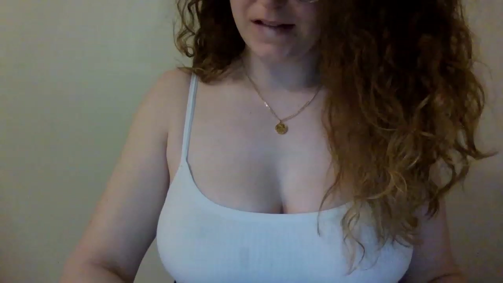 Gallery image thumbnail from Deeleecious94's myfreecams stream on, 05/13/2023, 22:14 image 5 of 20