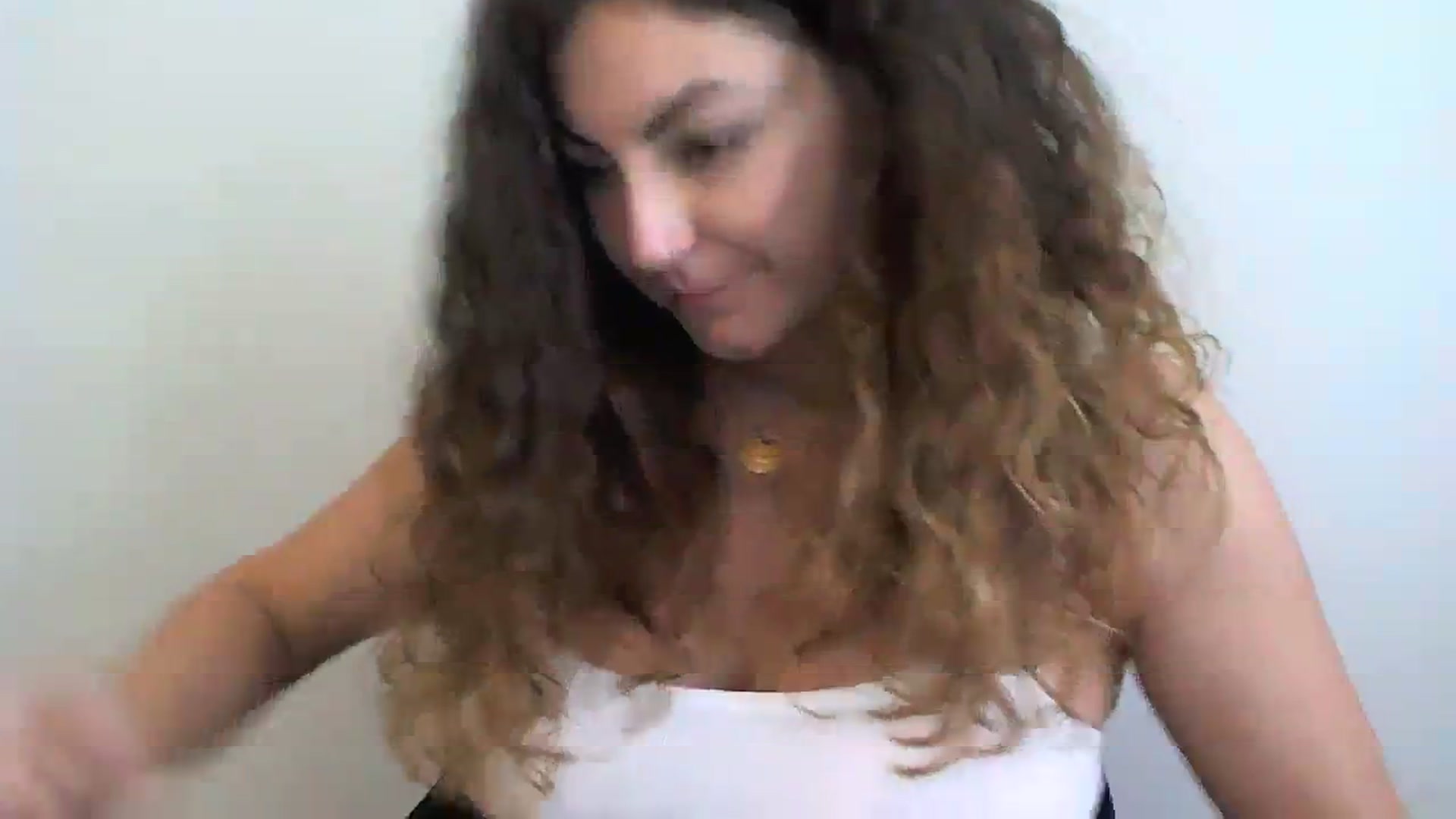 Gallery image thumbnail from Deeleecious94's myfreecams stream on, 08/10/2023, 08:30 image 9 of 20