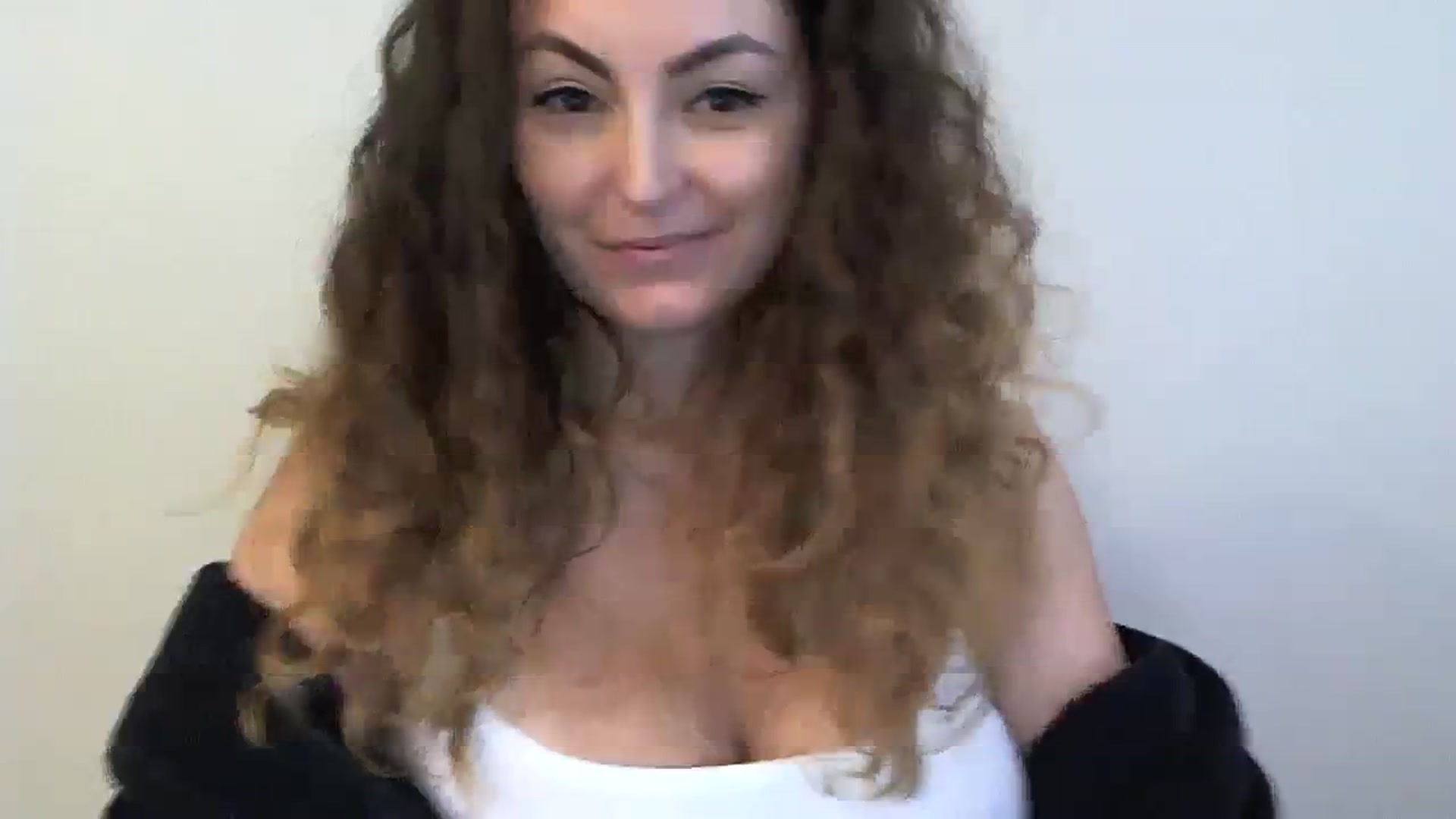 Gallery image thumbnail from Deeleecious94's myfreecams stream on, 08/10/2023, 10:14 image 10 of 20