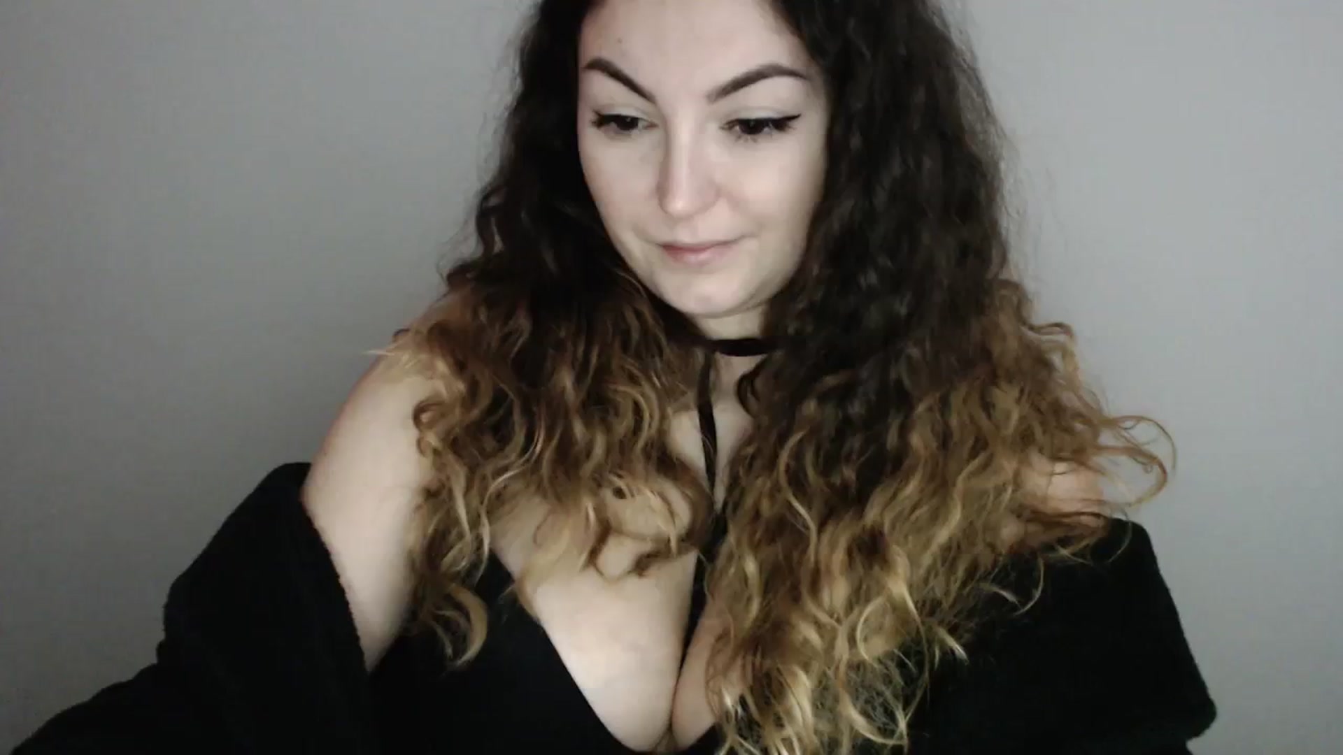 Gallery image thumbnail from Deeleecious94's myfreecams stream on, 11/02/2023, 09:17 image 17 of 20