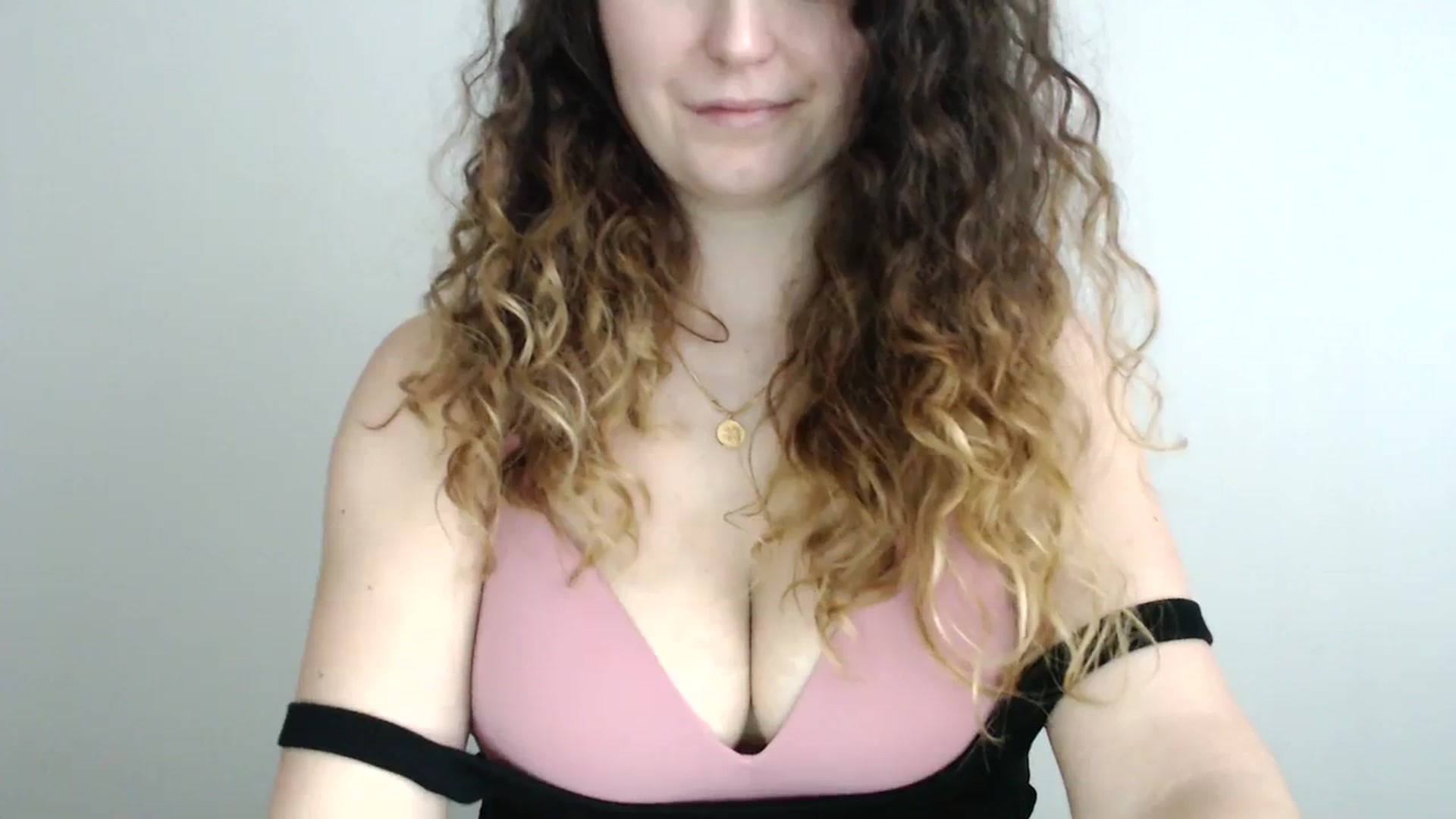 Gallery image thumbnail from Deeleecious94's myfreecams stream on, 11/07/2023, 10:50 image 18 of 20