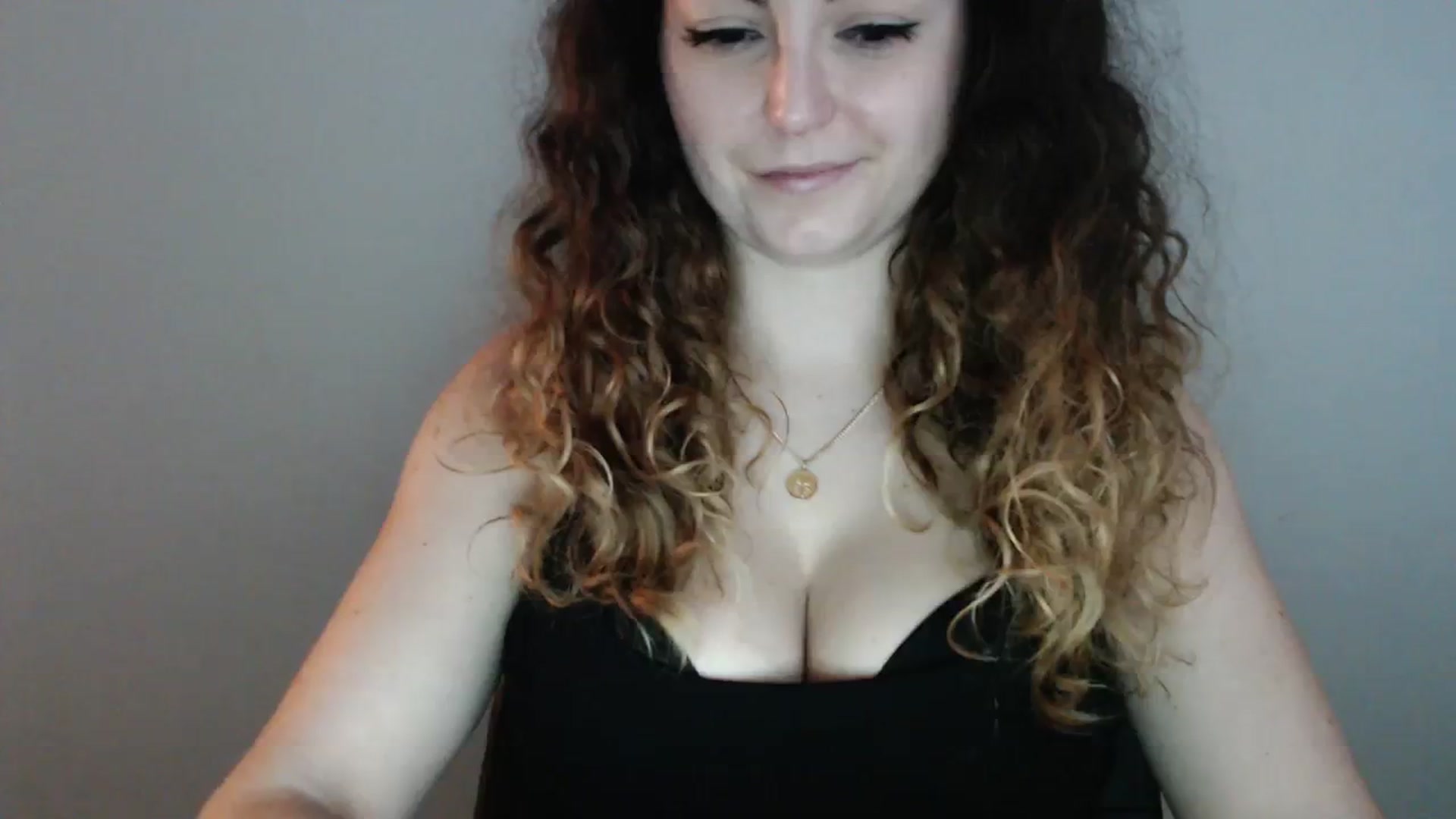 Gallery image thumbnail from Deeleecious94's myfreecams stream on, 11/09/2023, 09:08 image 16 of 20