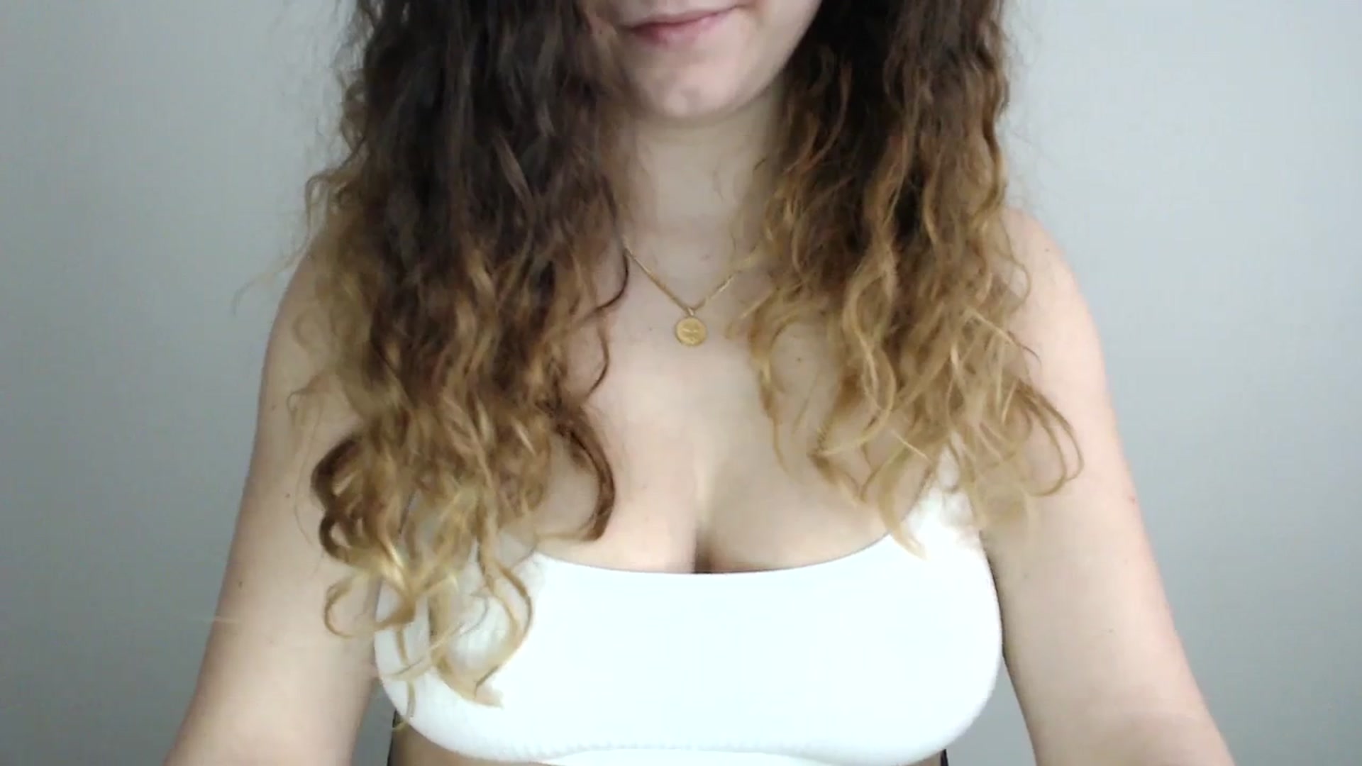 Gallery image thumbnail from Deeleecious94's myfreecams stream on, 11/13/2023, 11:39 image 15 of 20