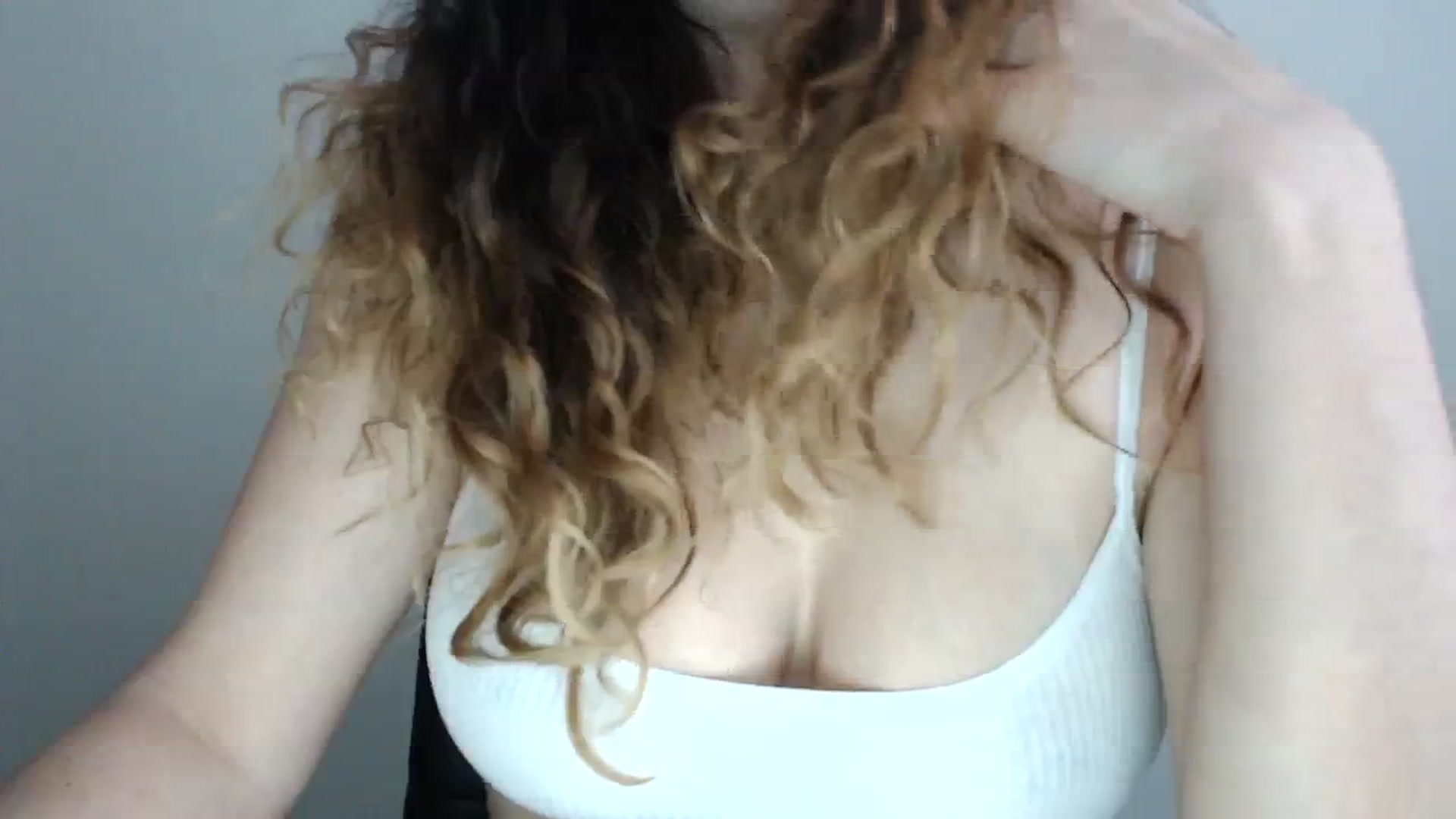 Gallery image thumbnail from Deeleecious94's myfreecams stream on, 11/13/2023, 11:39 image 6 of 20