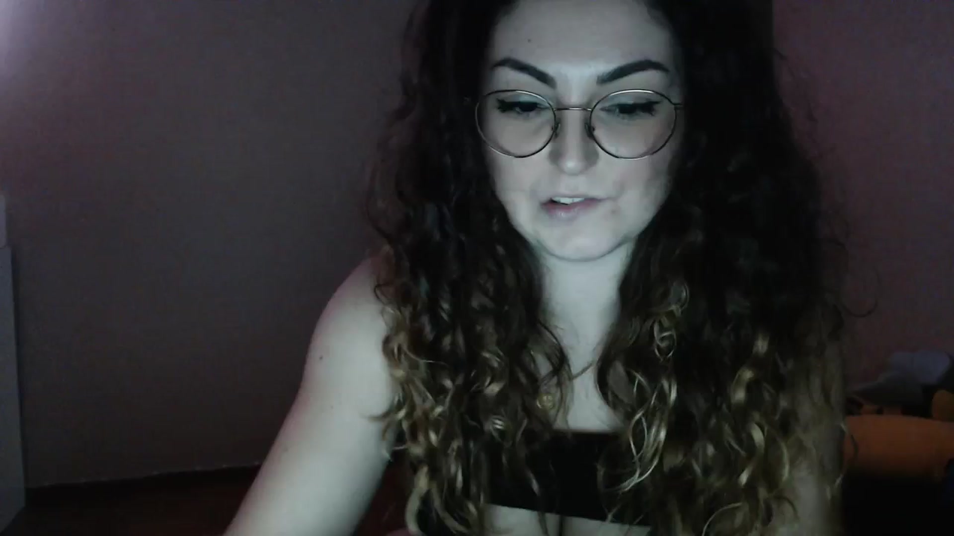 Gallery image thumbnail from Deeleecious94's myfreecams stream on, 11/17/2023, 09:21 image 1 of 20